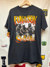 Load image into Gallery viewer, Vintage Fun in The Sun Saudi Arabia Military Just Brass 1990 Gun T-Shirt: Large
