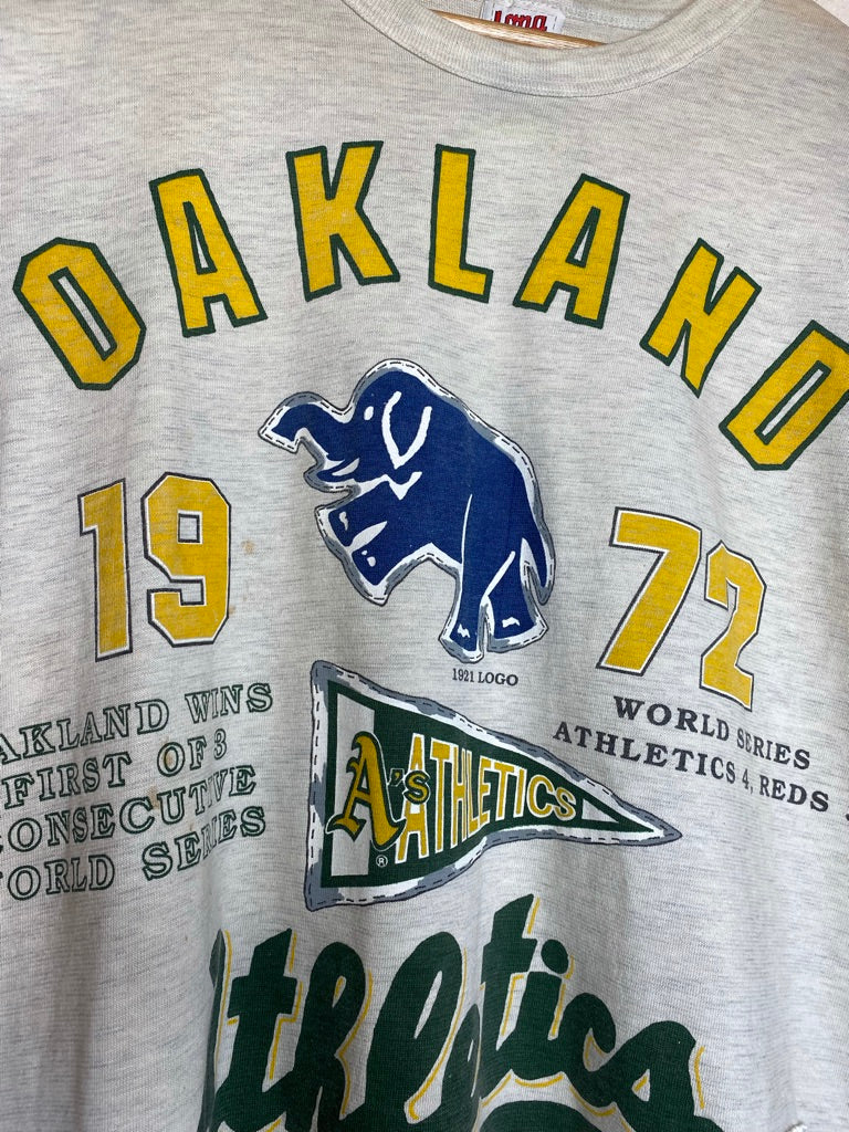 Vintage Oakland Athletics AOP 3/4 Length Sleeve T-Shirt: L