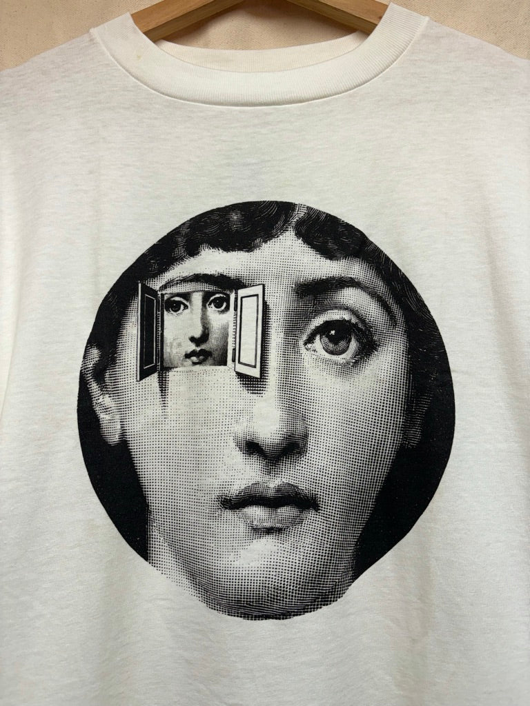 Vintage Fornasetti Art Face Designer Plate T-Shirt: L