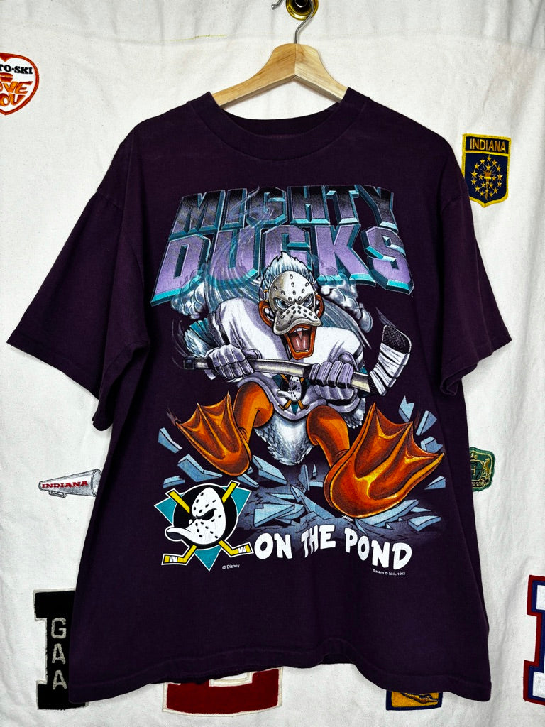 Vintage Mighty Ducks Hockey T-Shirt: XL