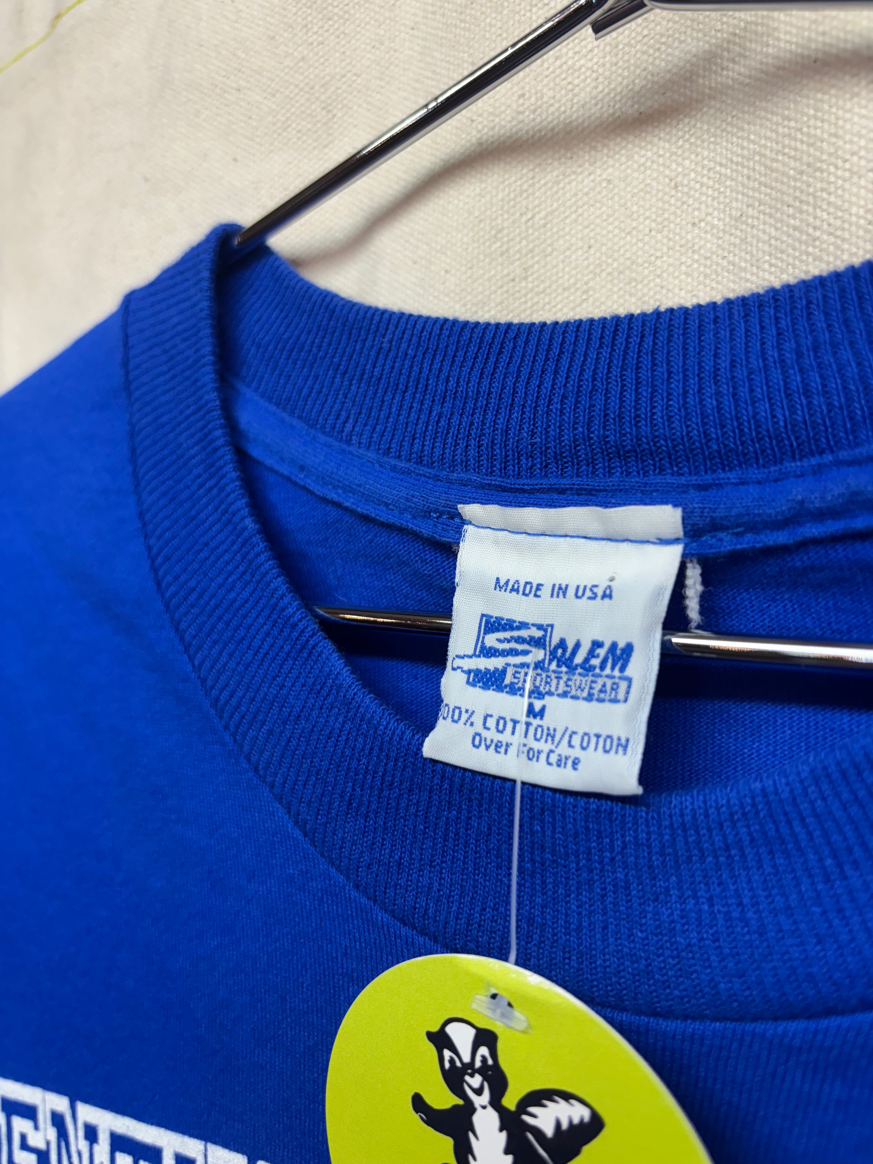 Vintage Kentucky Wildcats 1996 NCAA Championship Ring T-Shirt: M