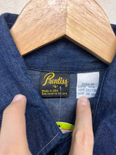 Load image into Gallery viewer, Vintage Prentiss USA Western Denim Pearl Snap Long Sleeve Button Up Shirt: Large
