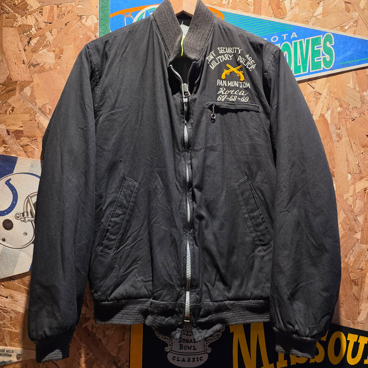 60'S True Vintage Military Police Pan Mun Jom Korea Bomber Jacket: Small/Medium