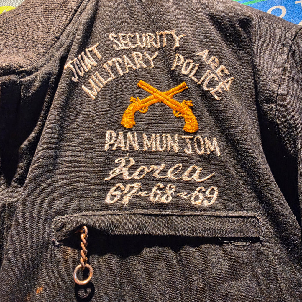 60'S True Vintage Military Police Pan Mun Jom Korea Bomber Jacket: Small/Medium
