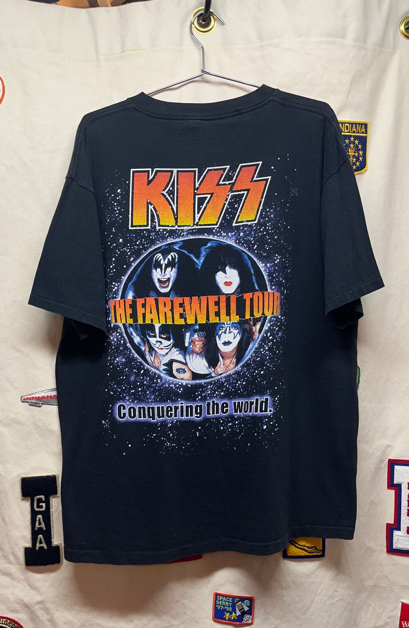 Vintage Kiss 2000 The Farewell Tour Conquering the World Vintage Kiss 2000 The Farewell Tour Conquering the World
