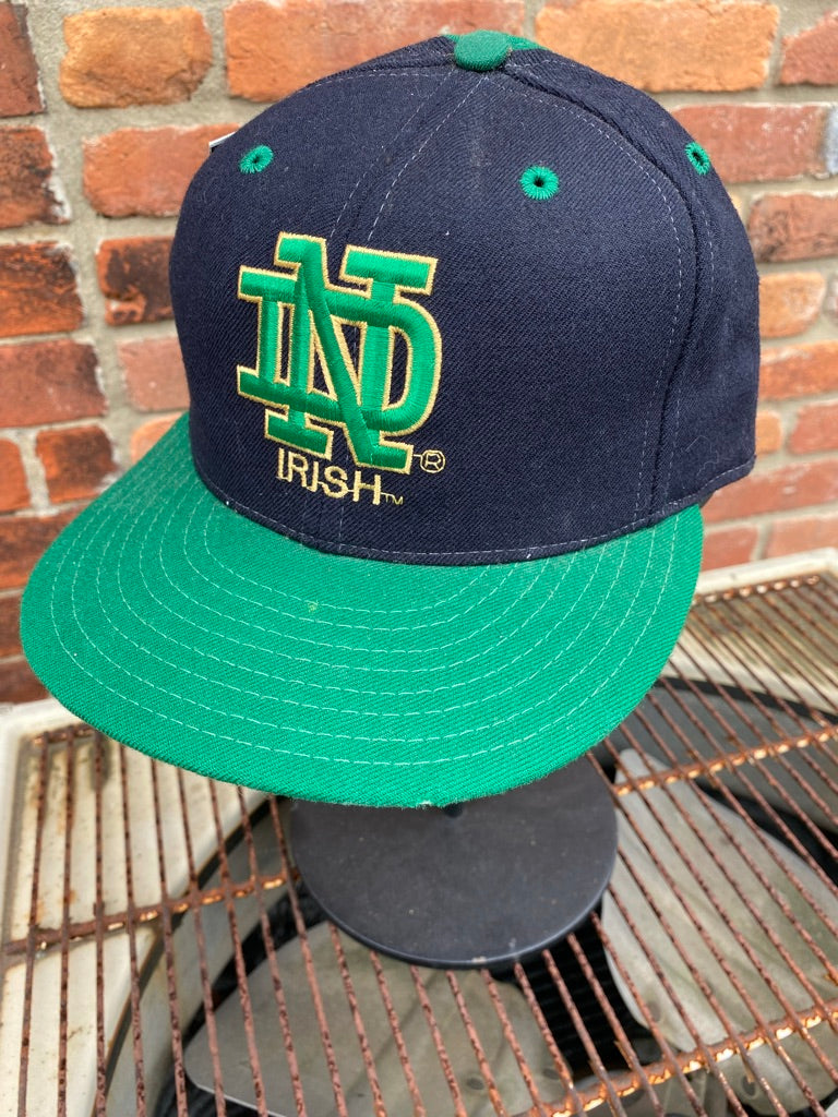 Vintage Deadstock Notre Dame College Wool Fitted Hat