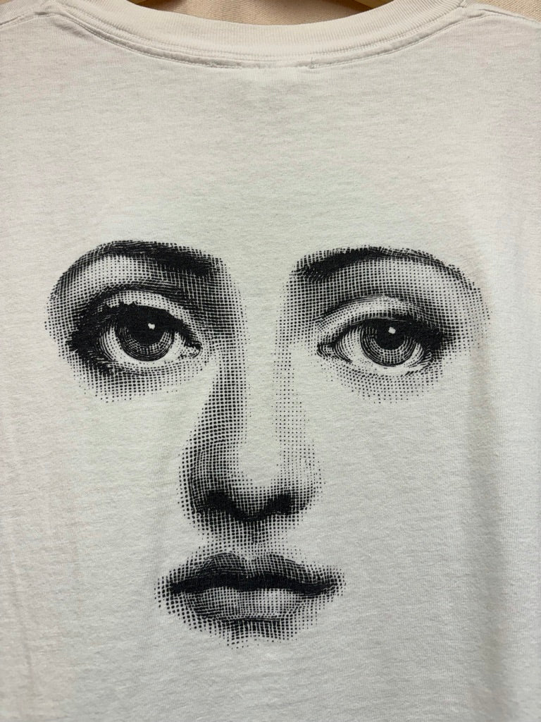 Vintage Fornasetti Art Face Designer Plate T-Shirt: L