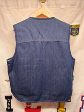 Load image into Gallery viewer, Vintage Carhartt 70's Sherpa Lined Denim Vest: XL

