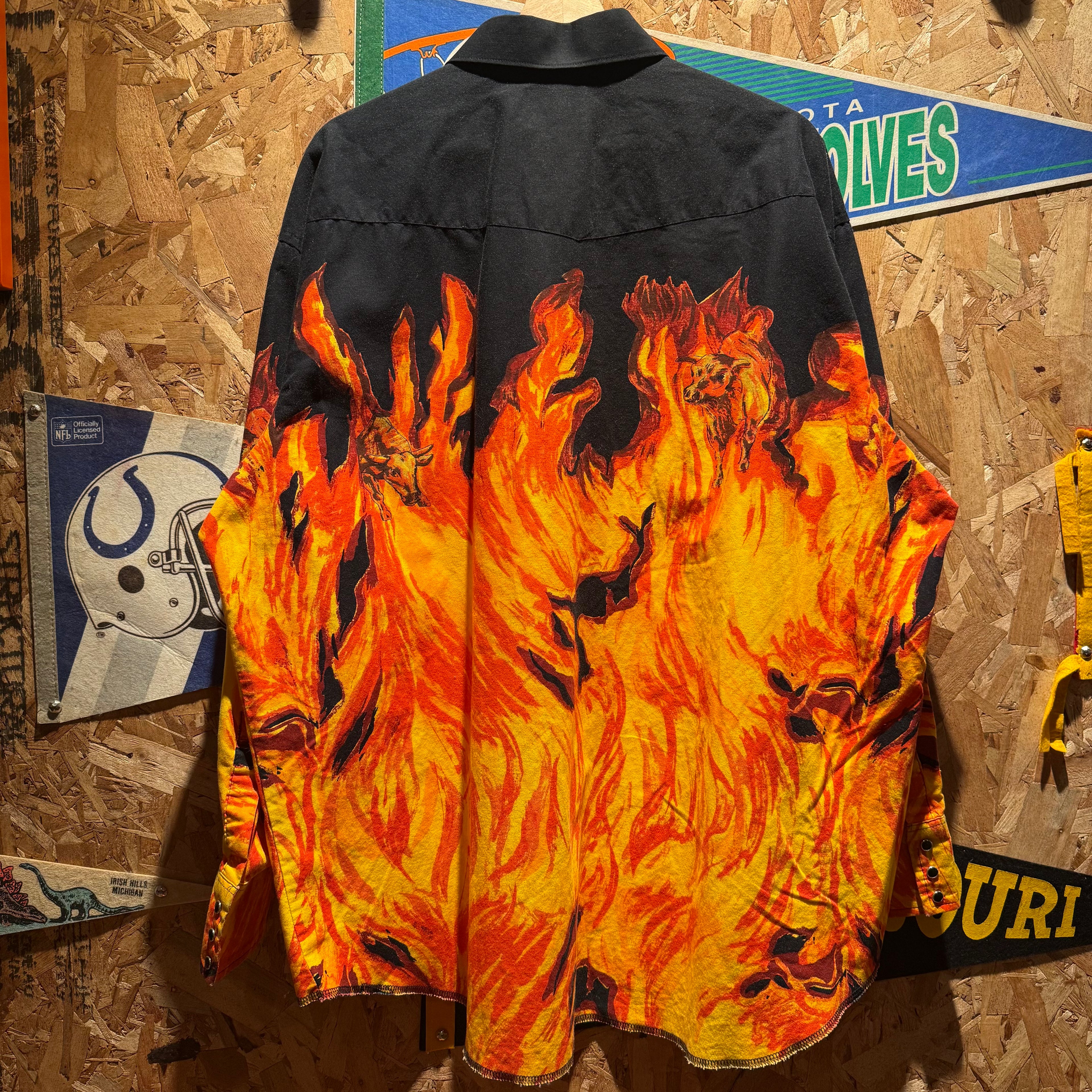 Vintage Flame All Over Graphic Western Button Shirt: XXL