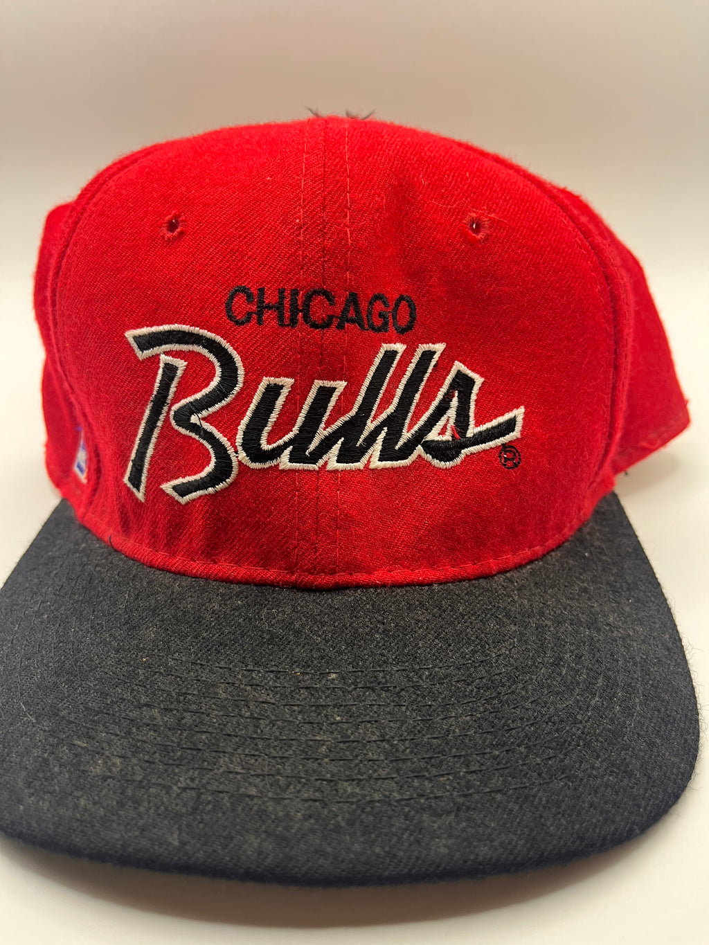 Vintage Chicago Bulls Script NBA Sports Specialties Red Wool Fitted 90's Hat: 7 1/2