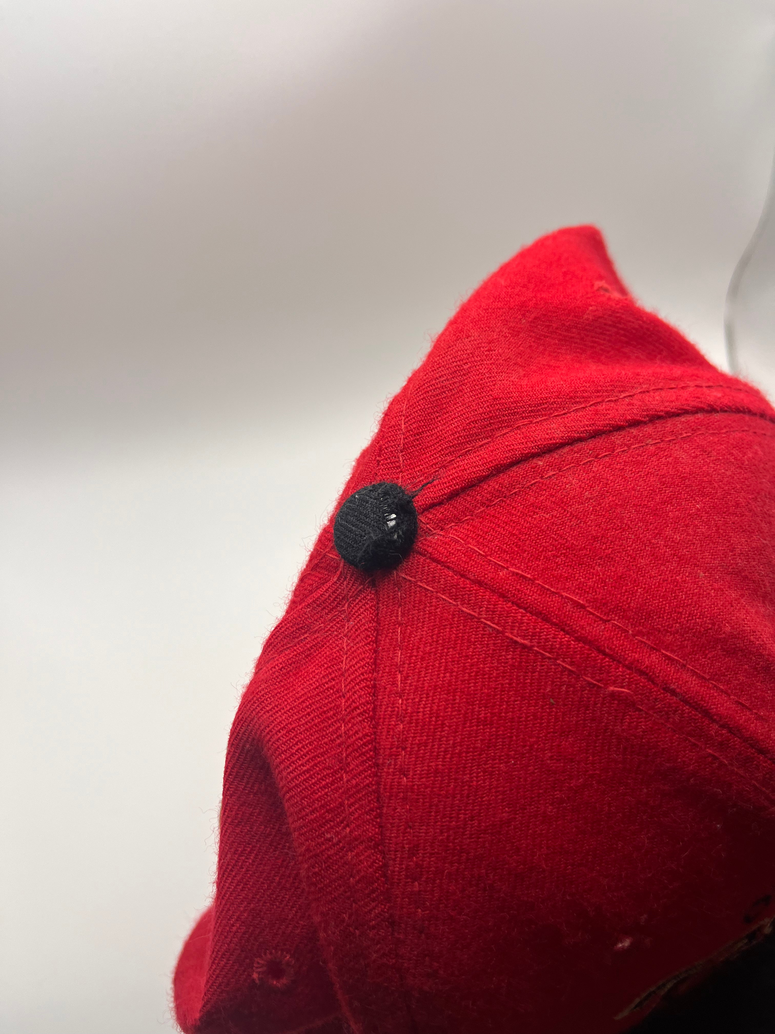 Vintage Chicago Bulls Script NBA Sports Specialties Red Wool Fitted 90's Hat: 7 1/2
