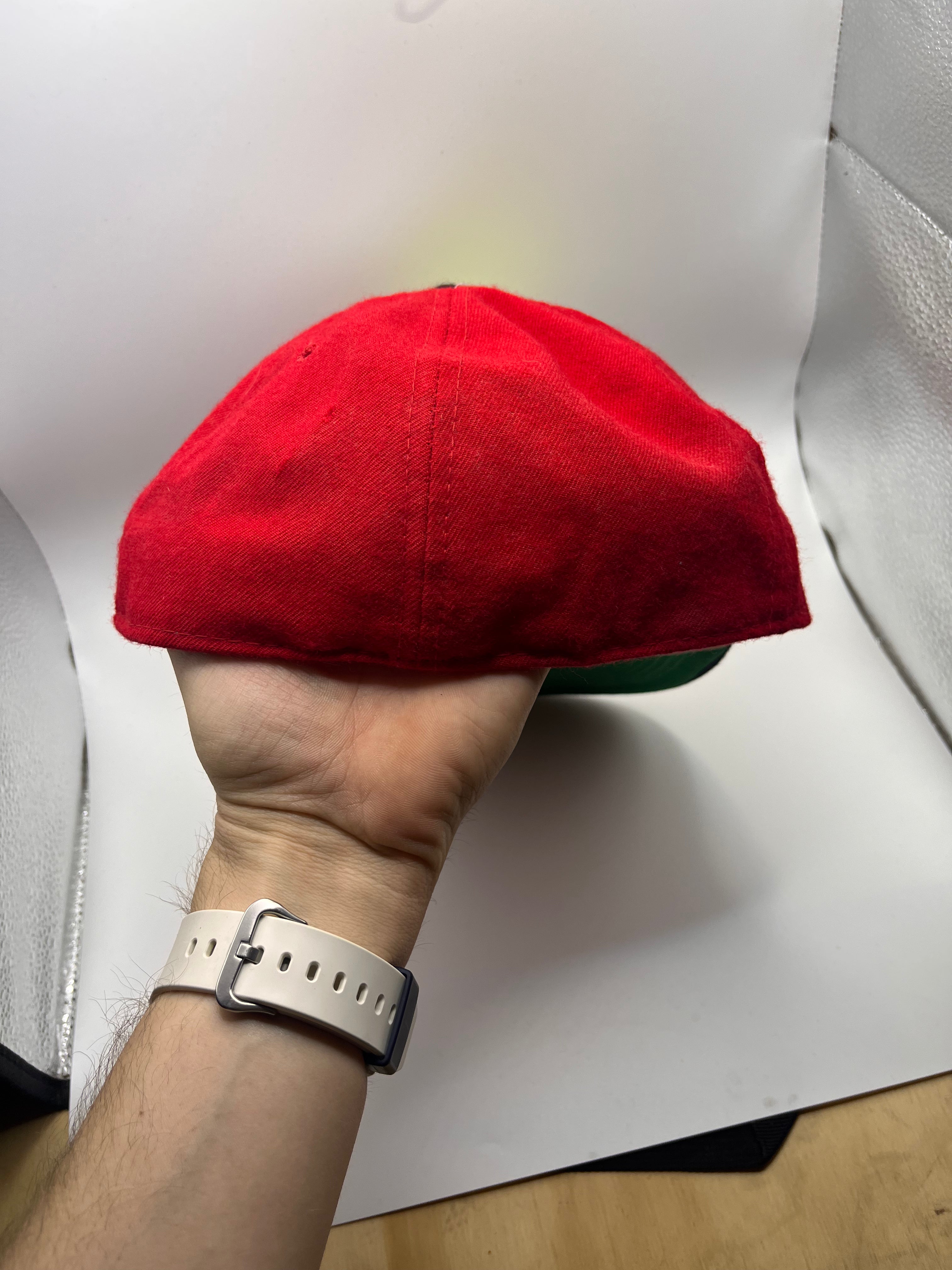 Vintage Chicago Bulls Script NBA Sports Specialties Red Wool Fitted 90's Hat: 7 1/2