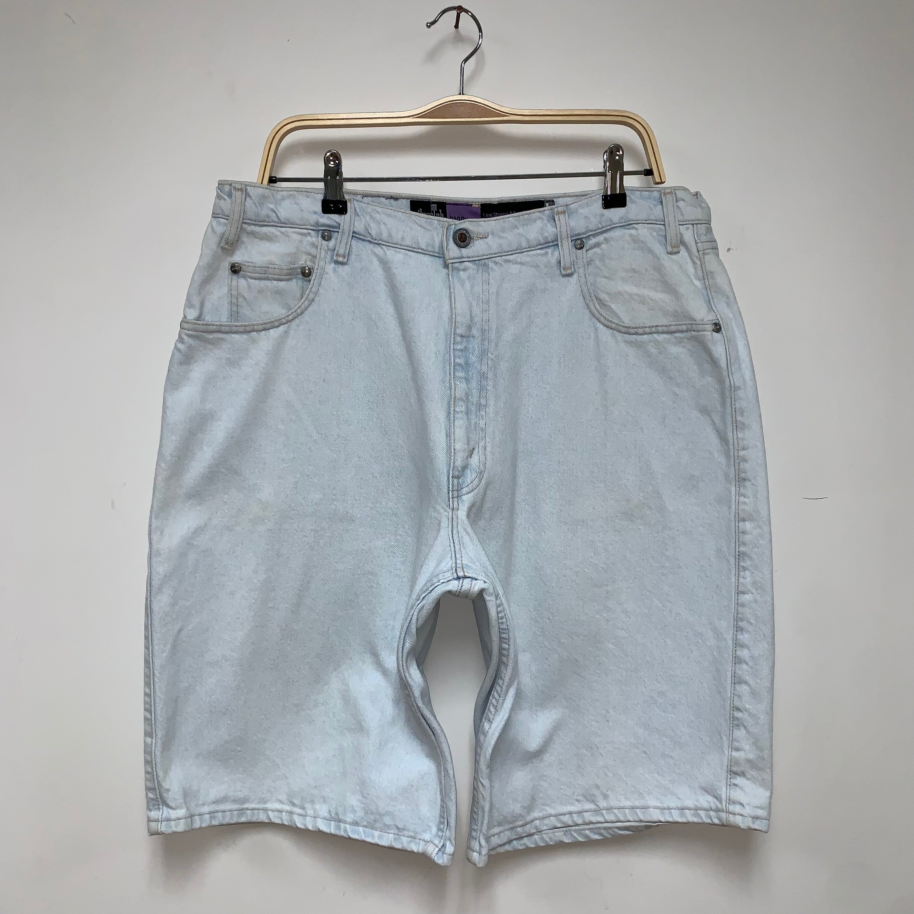 Vintage Levi's Silvertab Lightwash Baggy Y2K Denim Jean Shorts: 36"