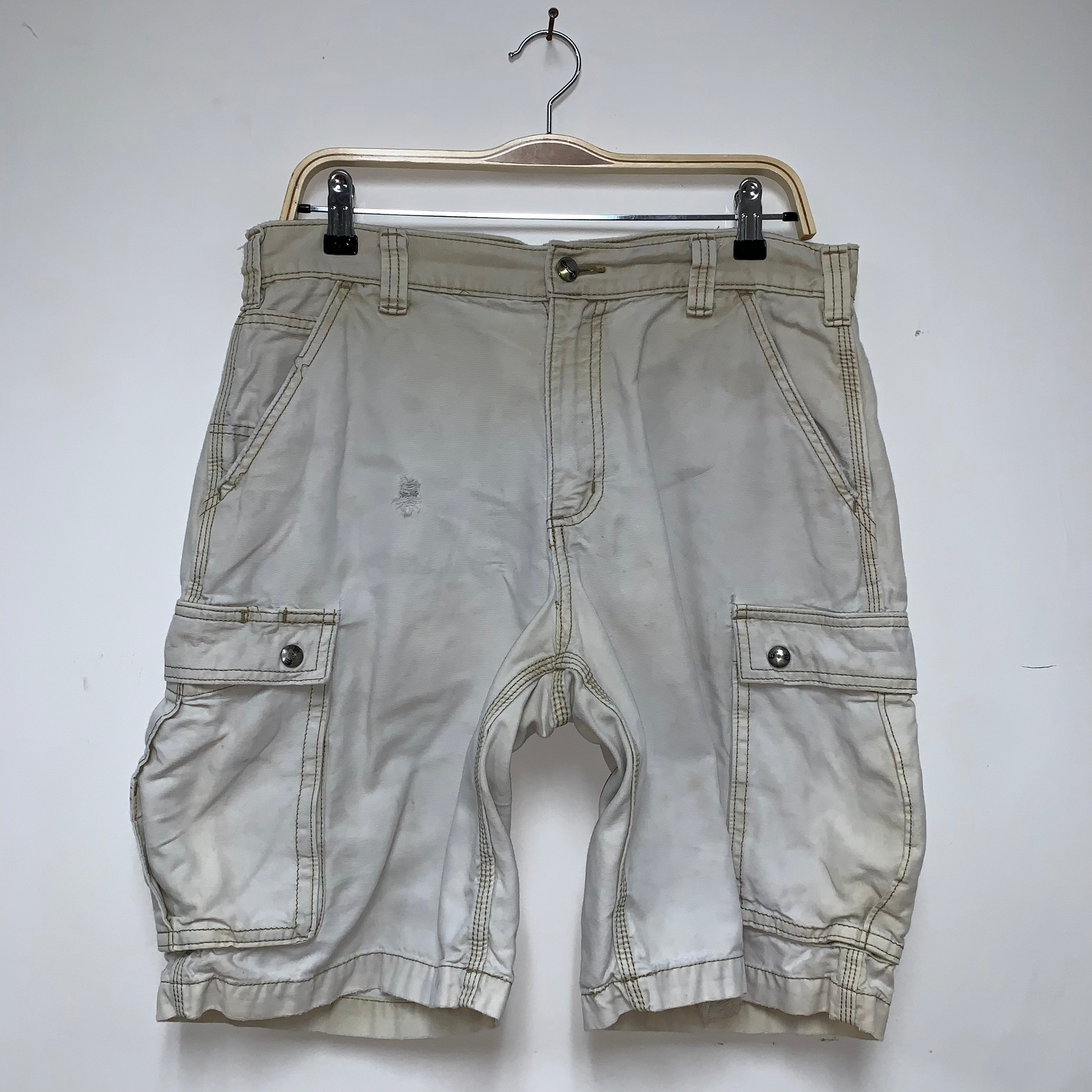 Vintage Carhartt Khaki Relaxed Cargo Shorts: 34"