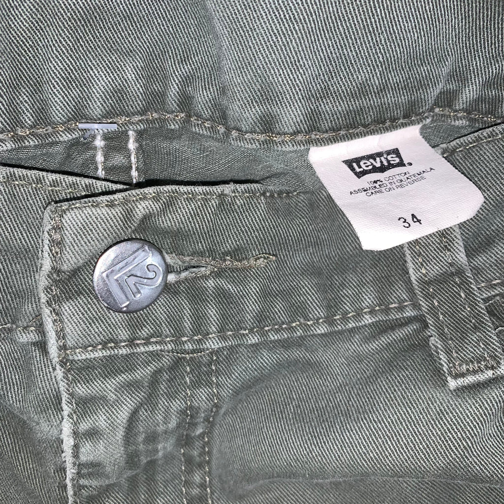 Vintage Levi's Y2K Olive Green Cargo Shorts: 34"