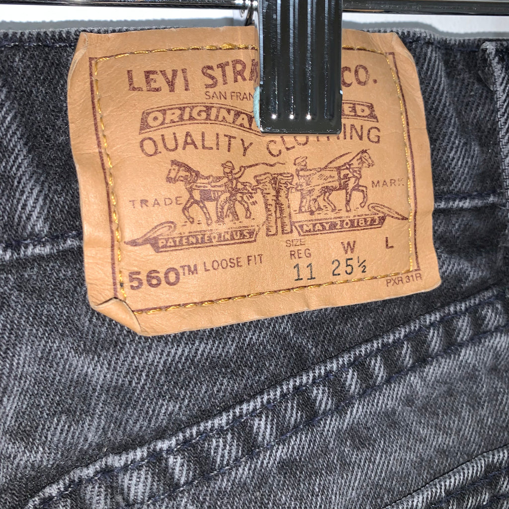 Vintage Levi's Black 90's Youth Jean Shorts: 25"
