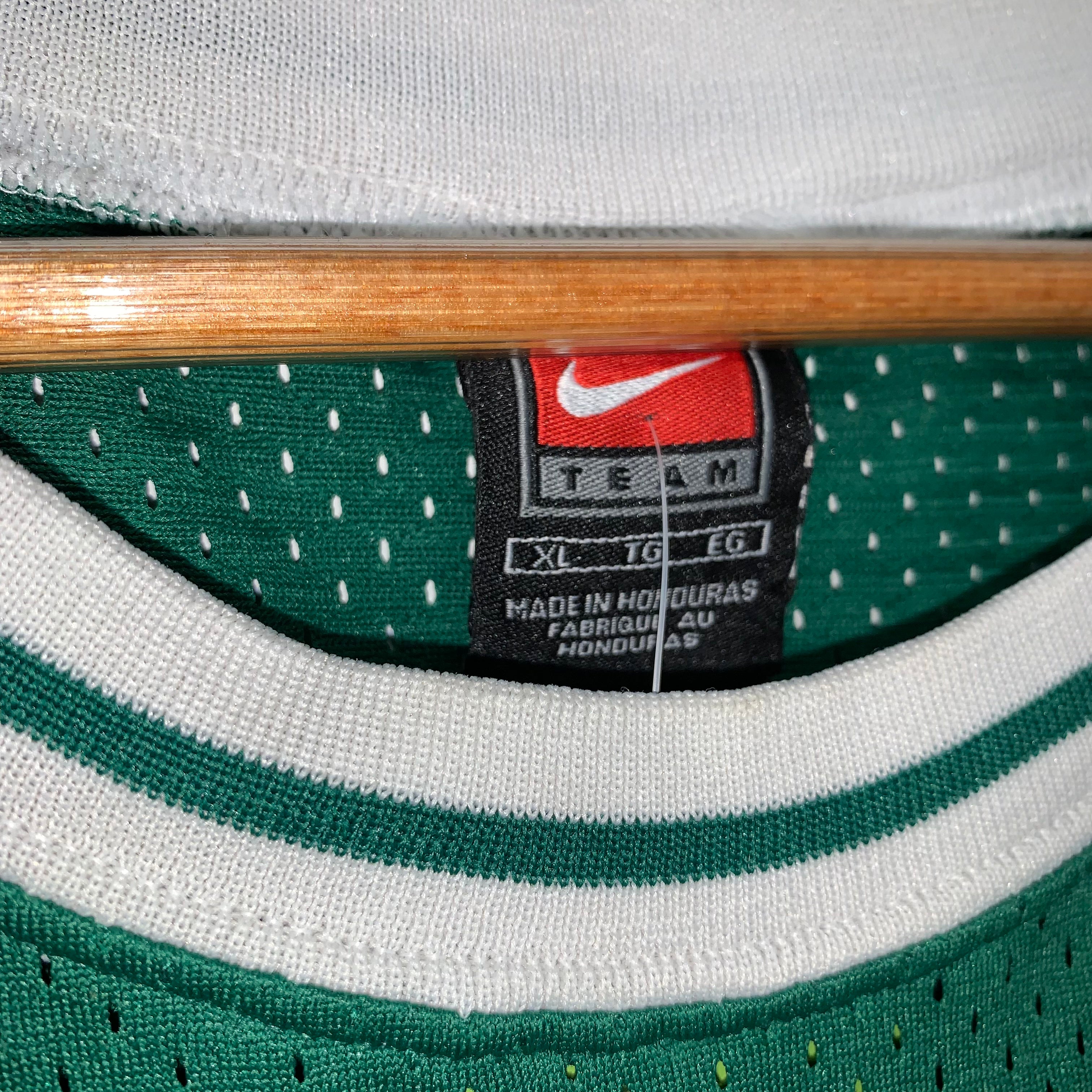 Vintage Boston Celtics Paul Pierce 34 Nike Team NBA Basketball Jersey: XL