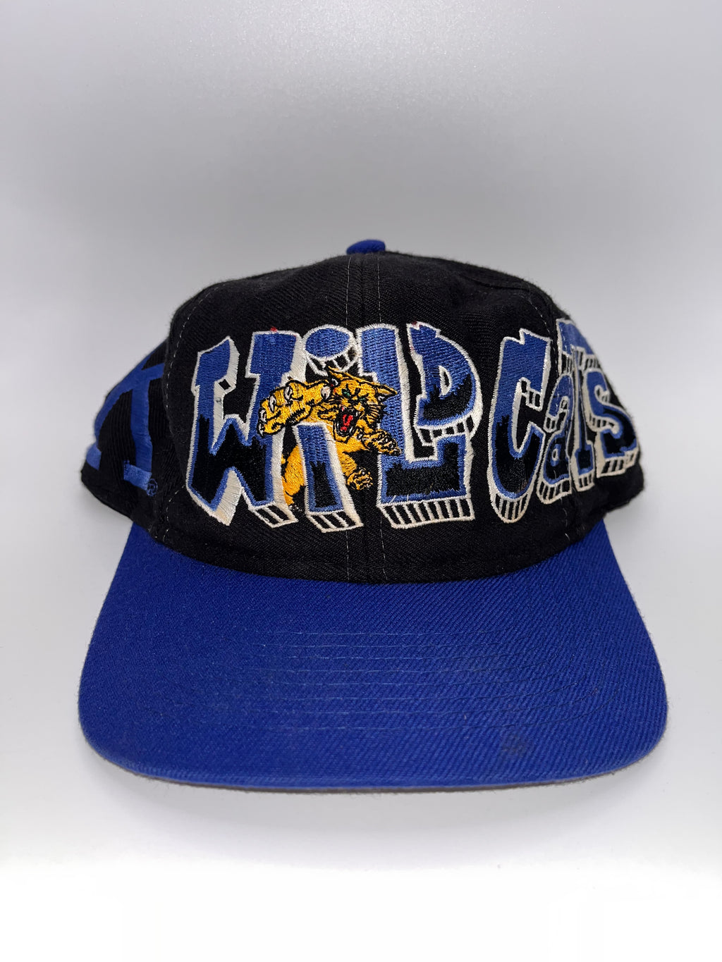 Vintage University of Kentucky Wildcats Graffiti Black Blue TOW Snapback Hat