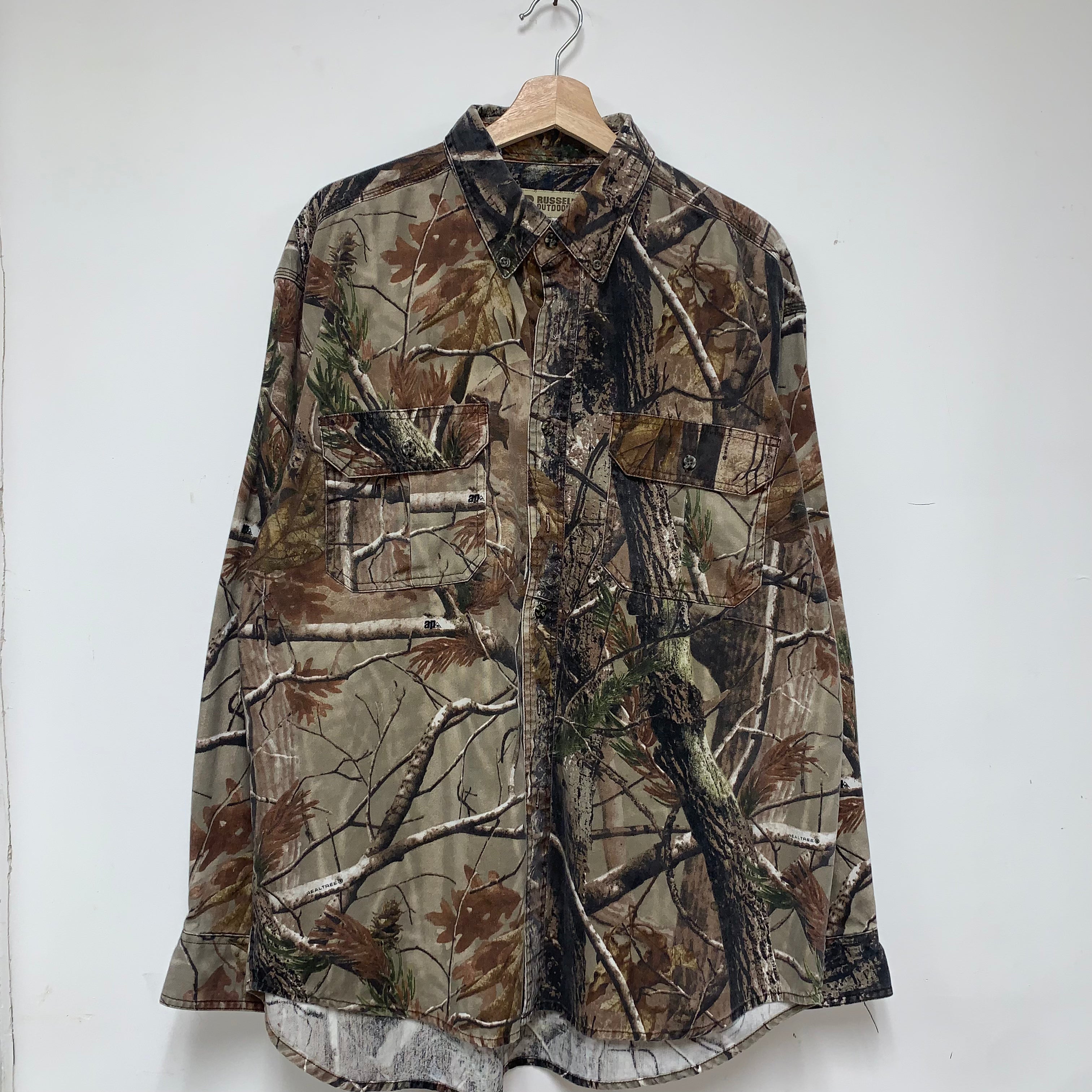 Vintage Russell Outdoors Camo Long Sleeve Button Down: XL