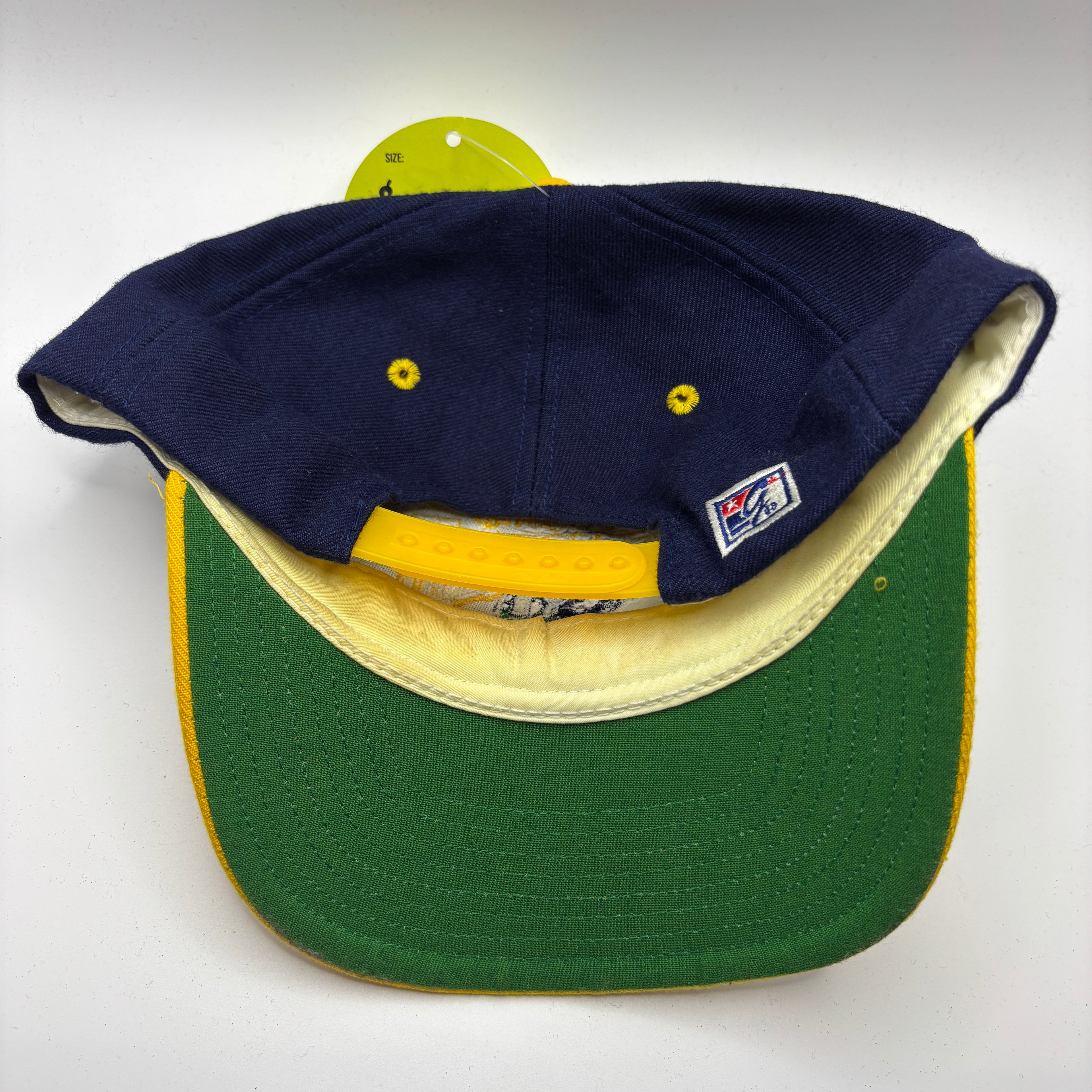 Vintage University of Notre Dame Fighting Irish Navy Yellow The Game Snapback Hat