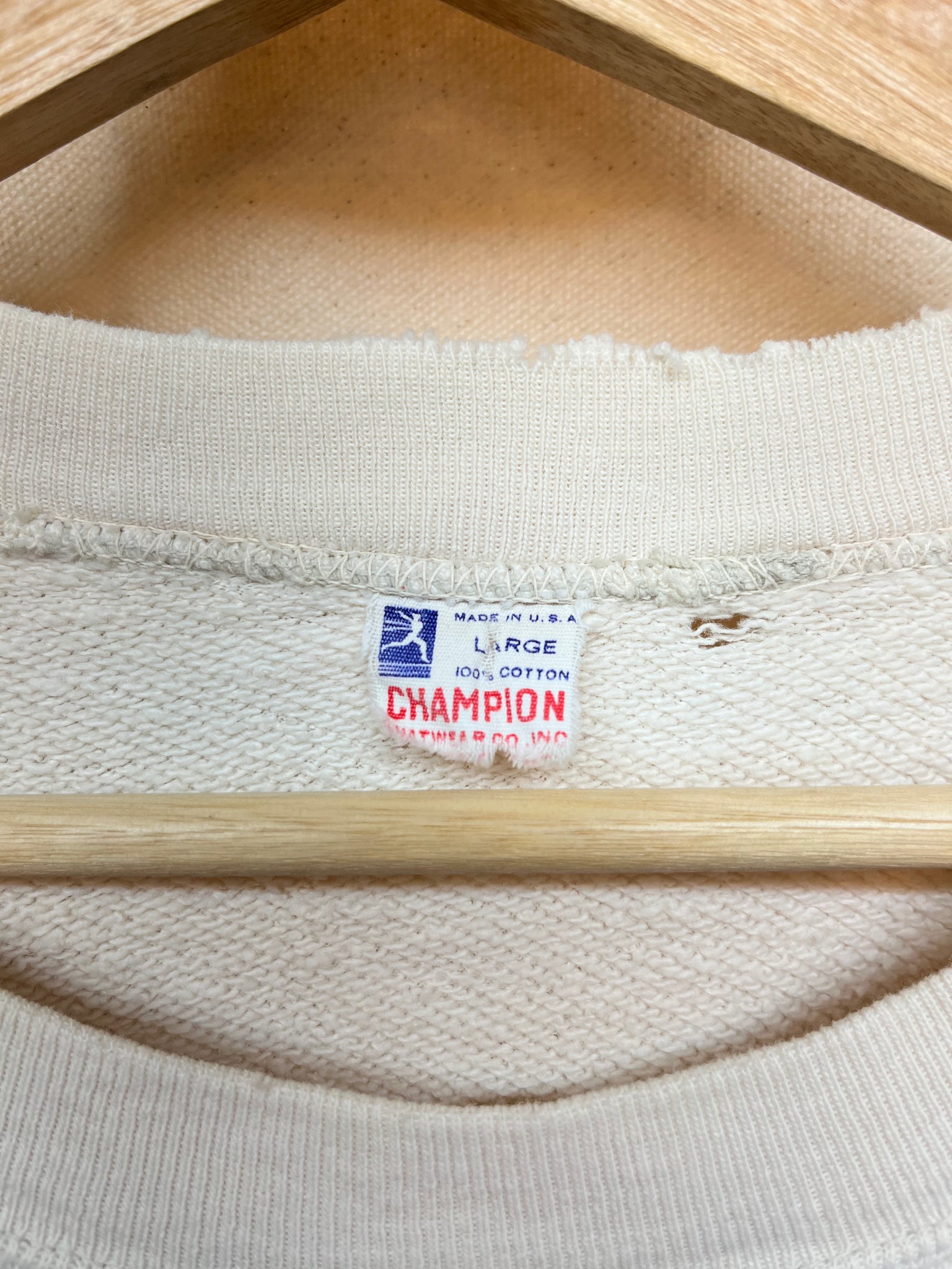 Vintage 50 s Champion Knitwear Running Man Ohio State University White Philthy Vintage Clothing