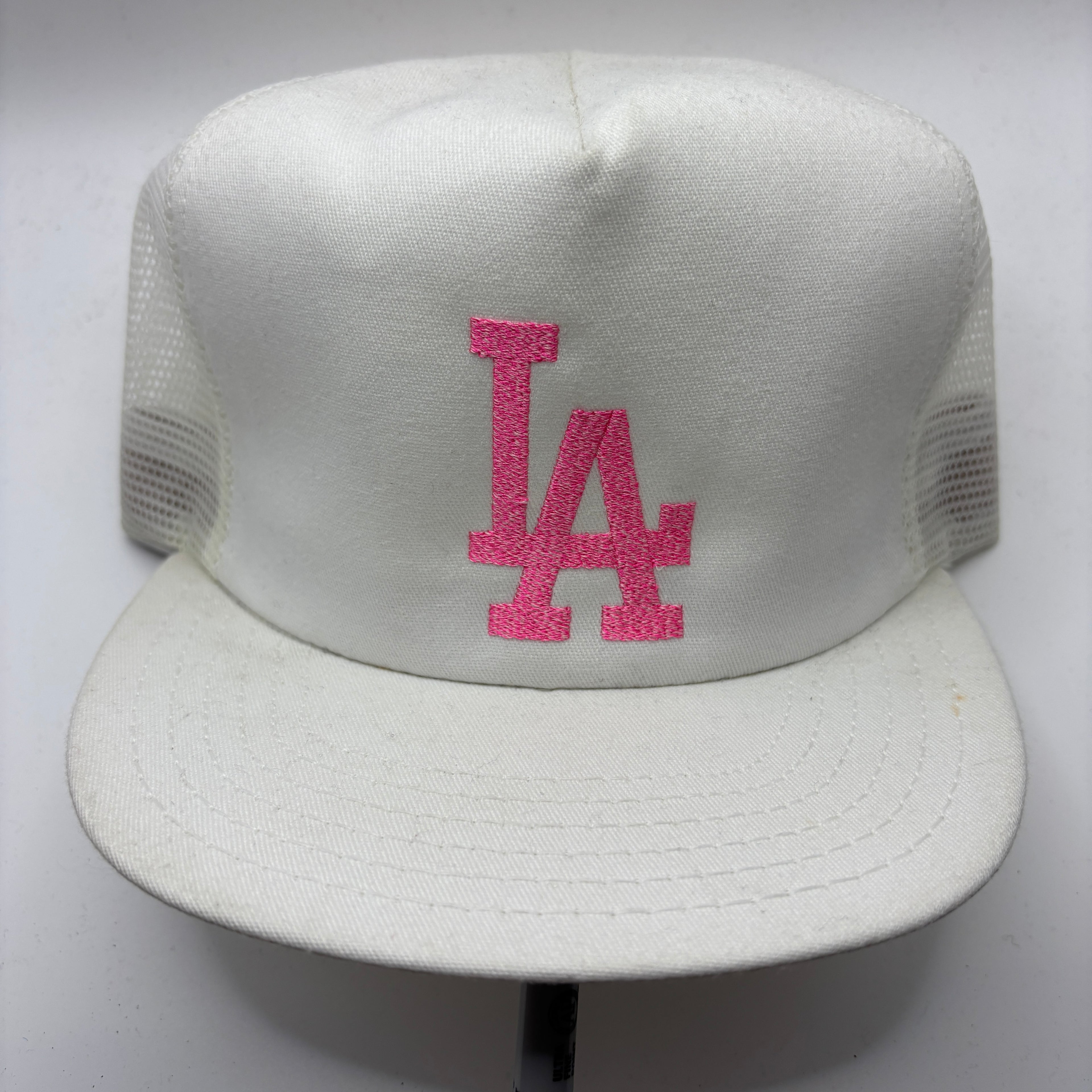 Vintage Los Angeles Dodgers LA White Pink Snapback Mesh Trucker Snapback Hat
