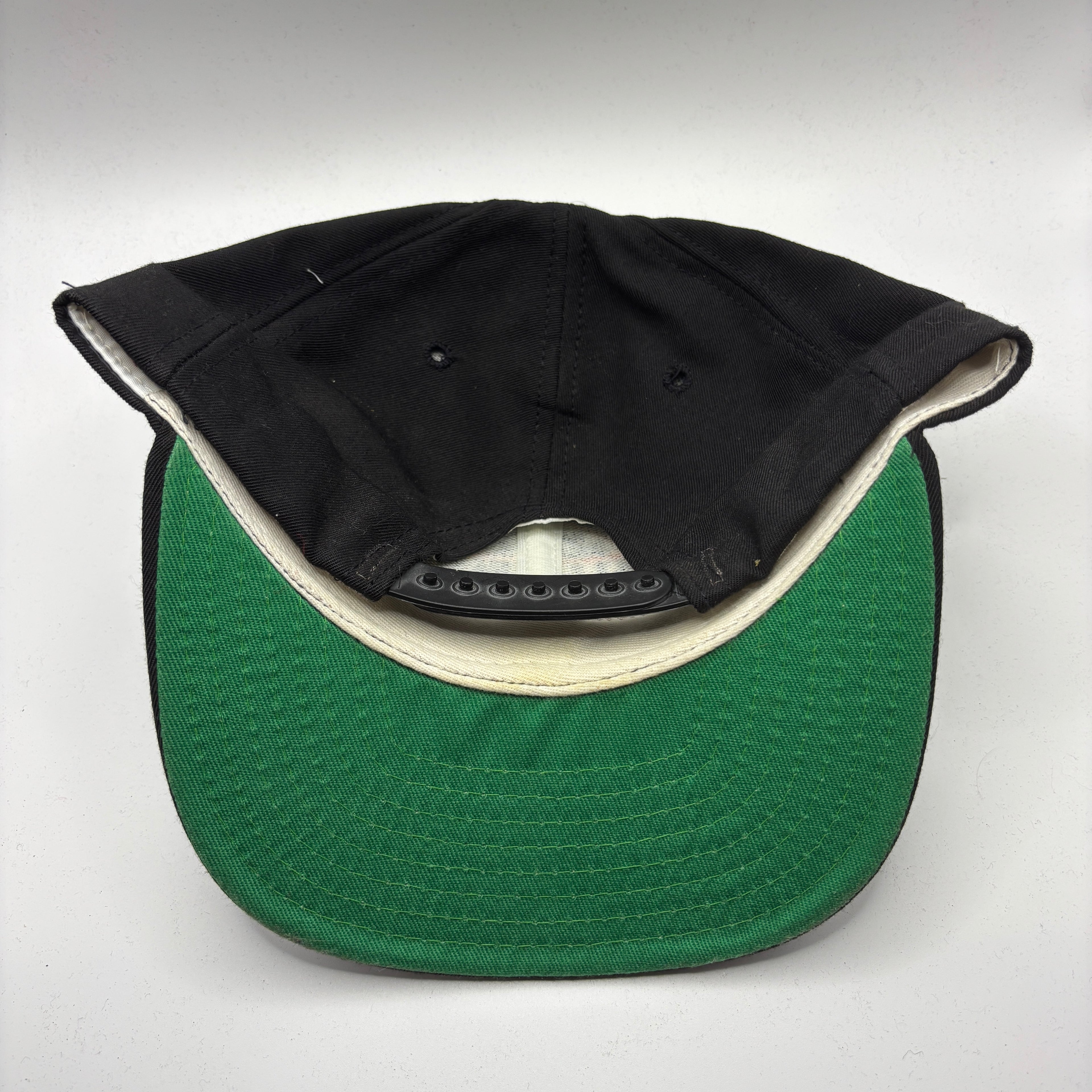 Vintage National Baseball Hall of Fame Cooperstown NY Black New Era Snapback Hat