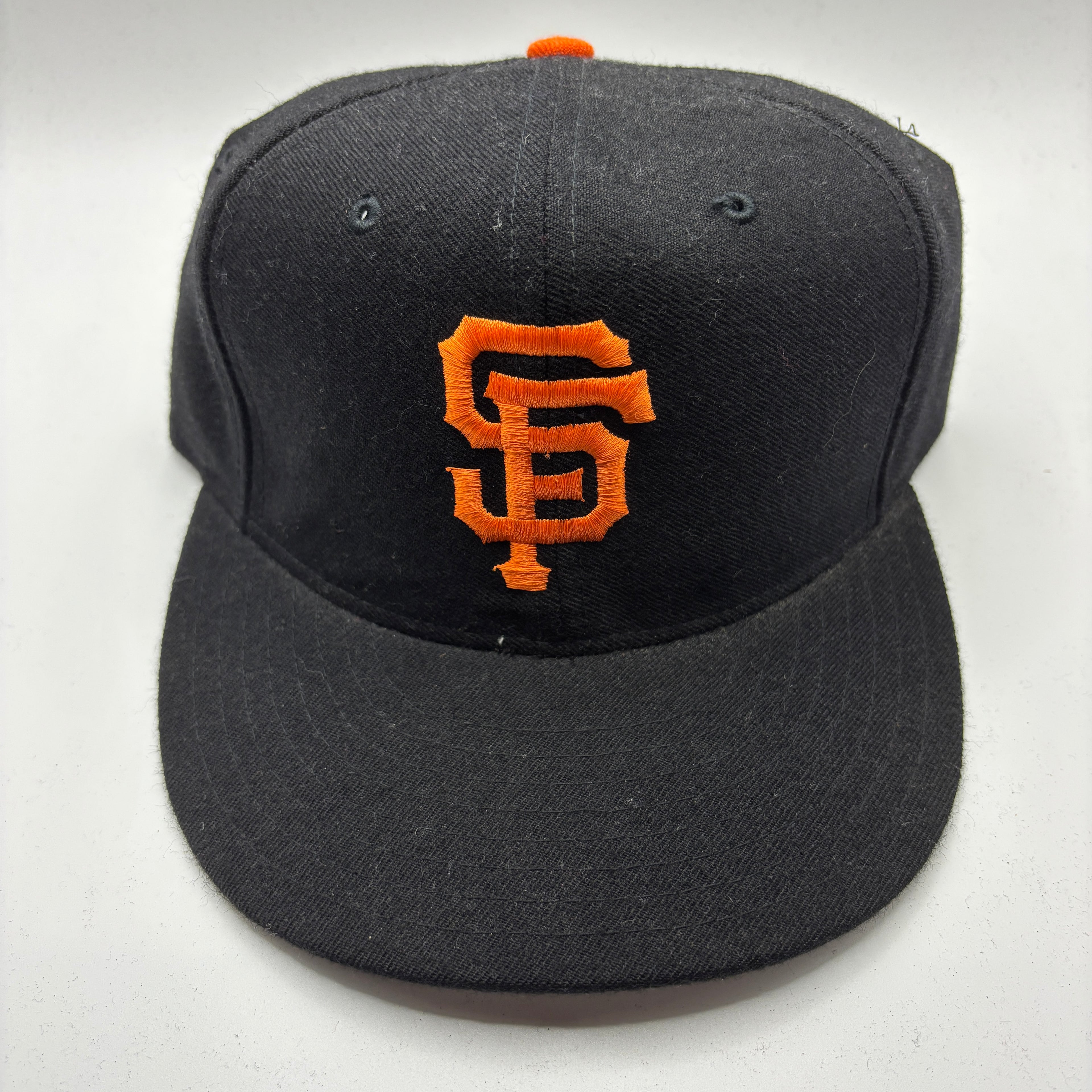 Vintage San Fransisco Giants MLB Black New Era Diamond Pro Model Wool Fitted Hat: 7