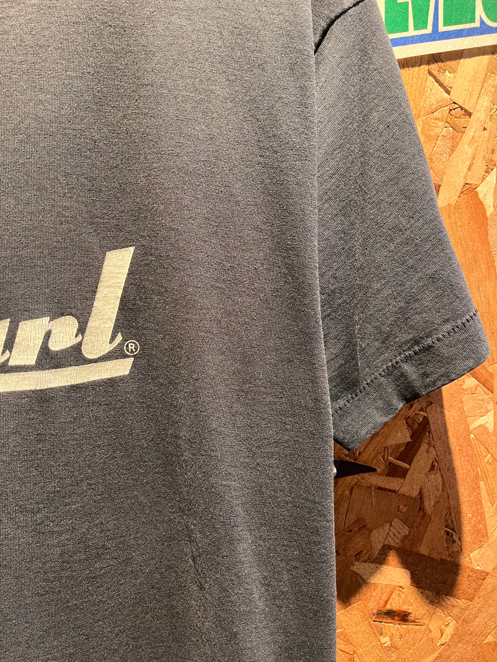 Vintage Pearl The Best Reason to Play Drums Black 90's Music Instrument T-Shirt: Large