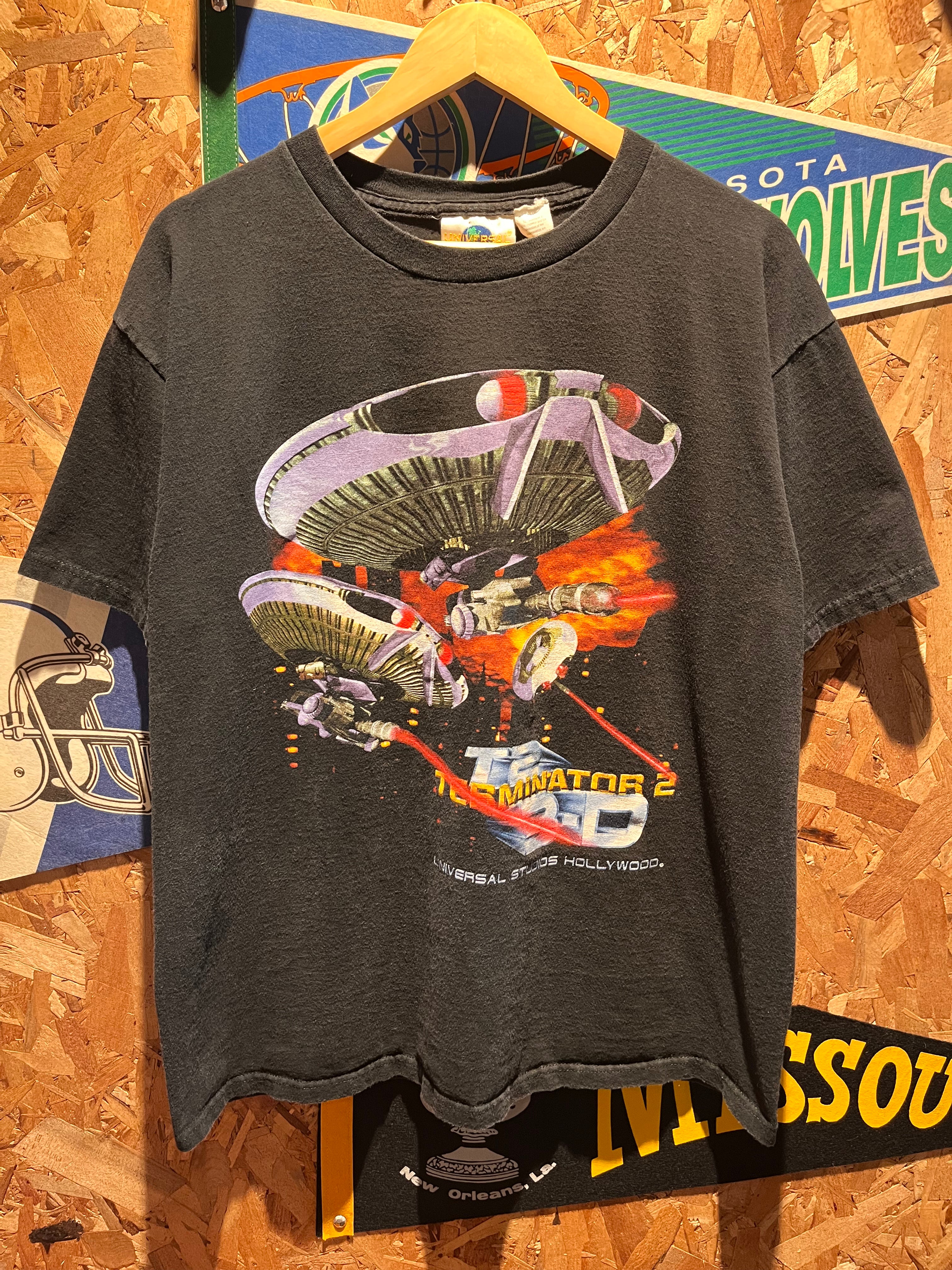 Vintage Terminator T2 3-D Universal Studios Hollywood Movie Ride Black T-Shirt: Large