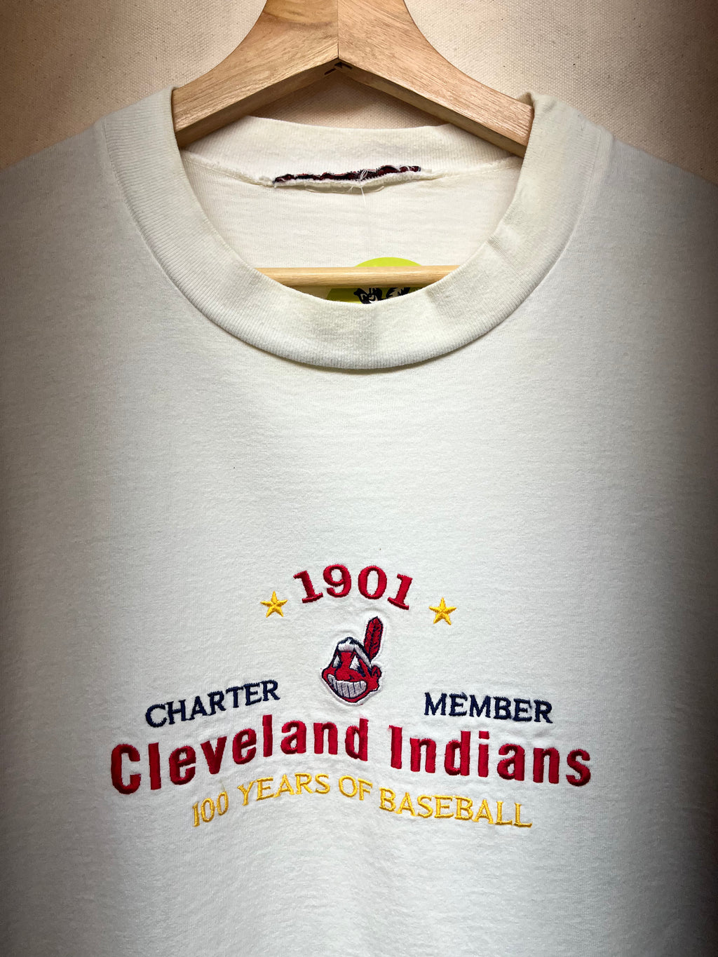 Vintage Cleveland Indians 1901 Charter Member Chief Wahoo Embroidered MLB Baseball T-Shirt: XXL