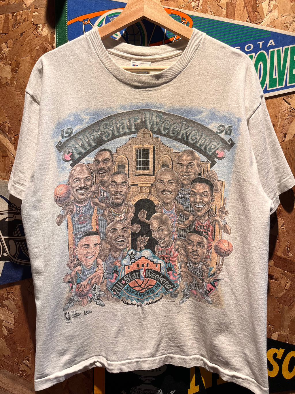 Vintage NBA All Star Game 1996 San Antonio Basketball Caricature White T-Shirt: Large