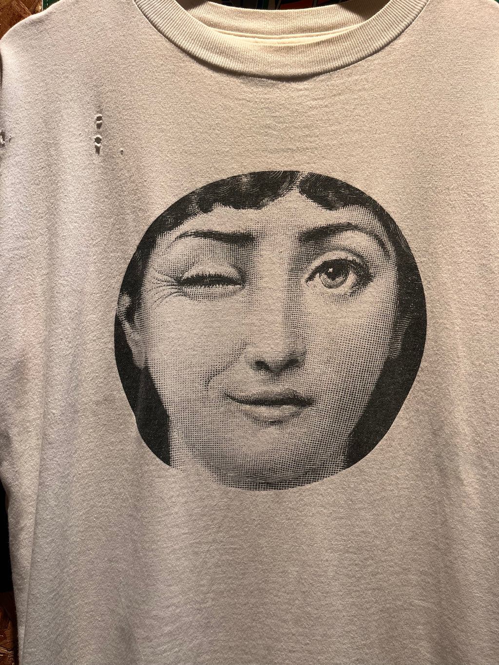 Vtg Fornasetti Graphique De France Art Winky Face Tounge Out White T-Shirt: Large