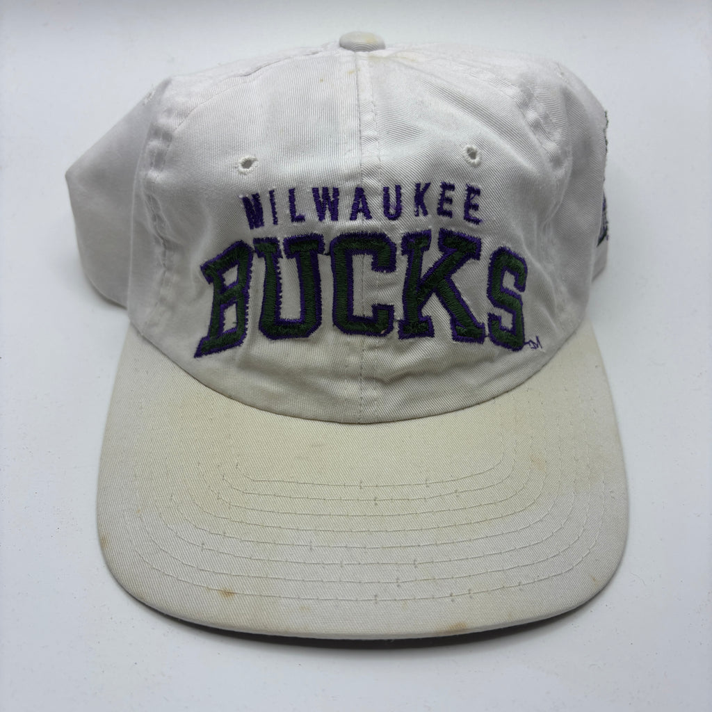 Vintage Milwaukee Bucks NBA Starter White Snapback Hat