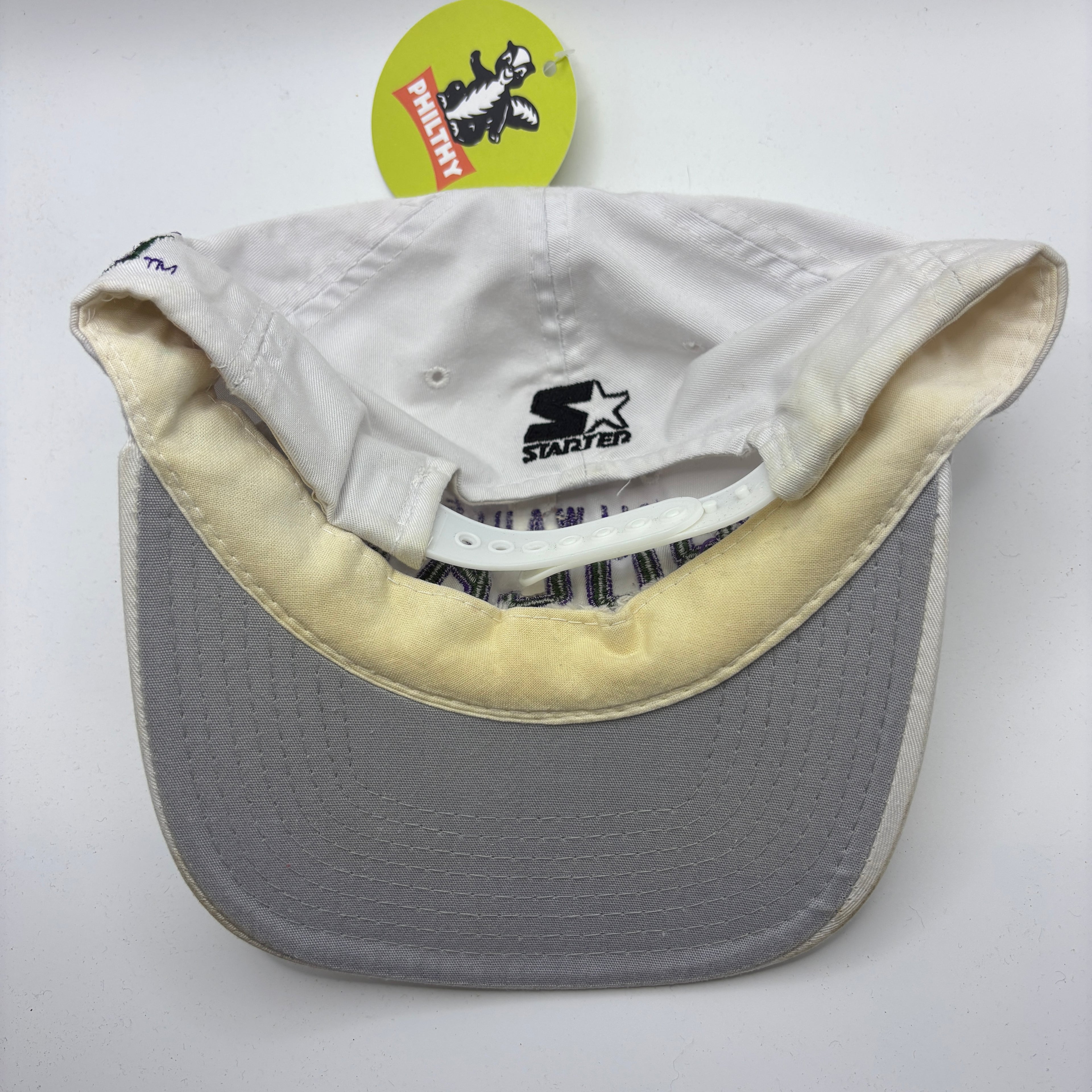 Vintage Milwaukee Bucks NBA Starter White Snapback Hat