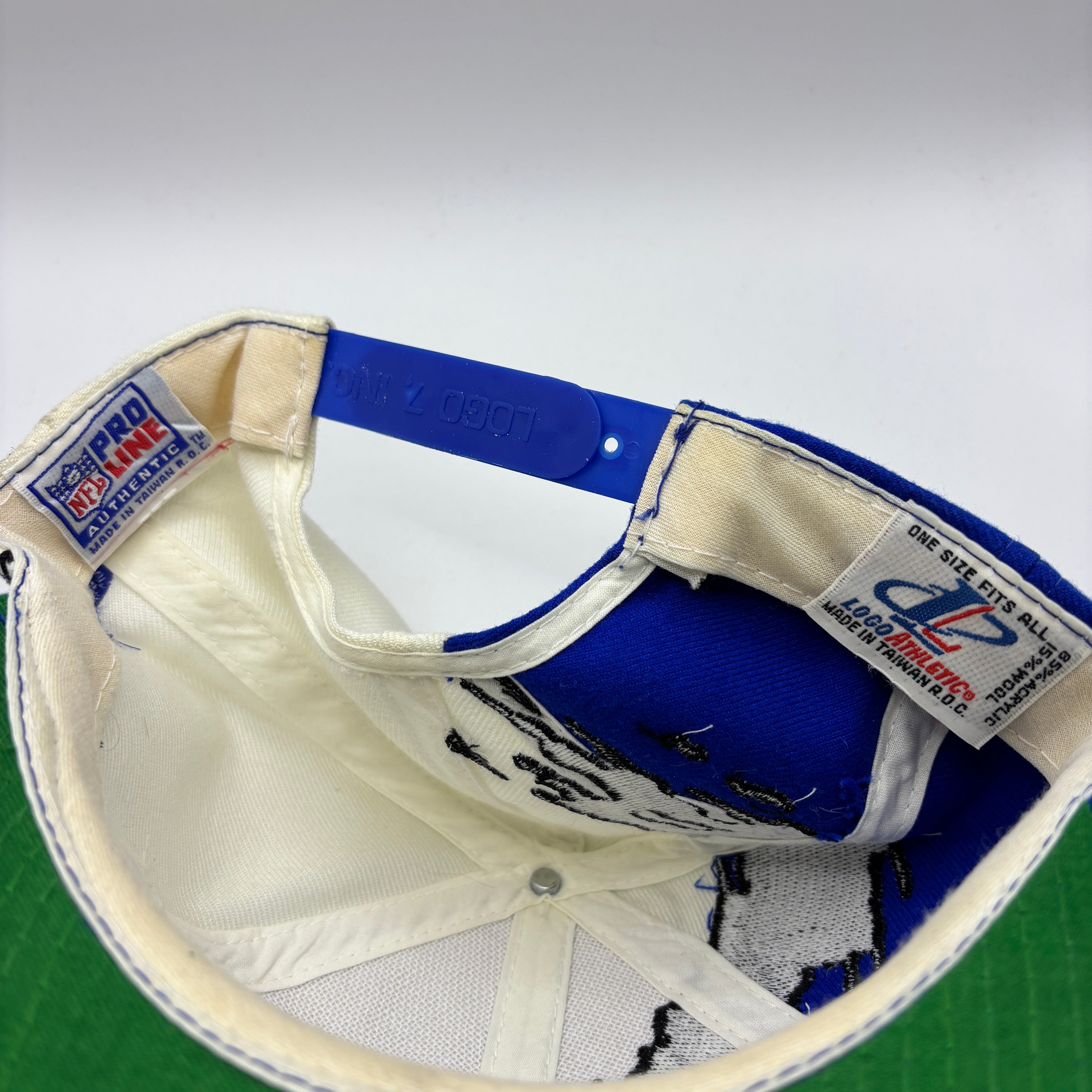 Vintage Indianapolis Colts NFL Logo Athletic Splash Snapback Hat