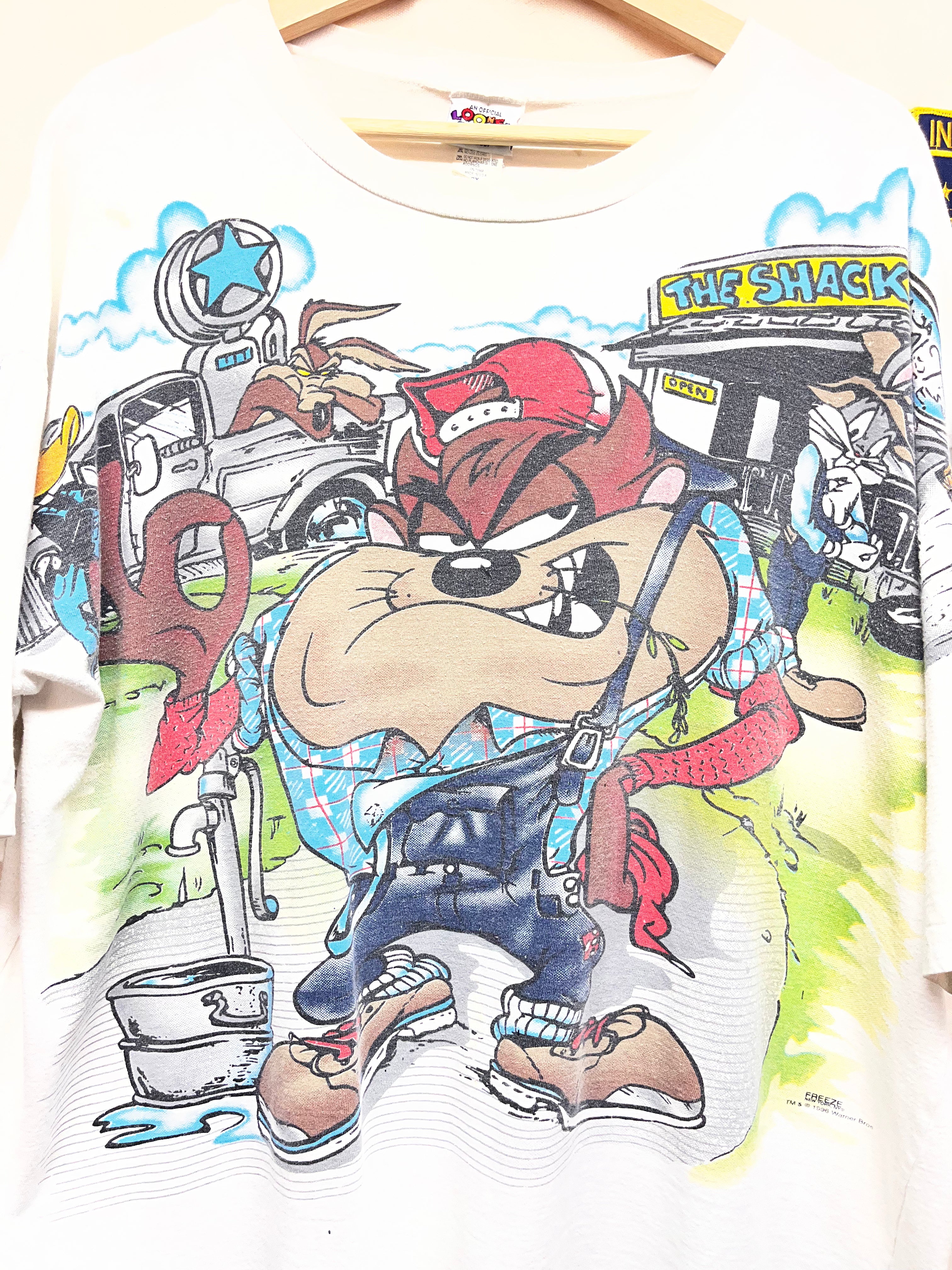 Vintage Looney Tunes FREEZE All Over Print Hangin' In The Heartland Taz T-Shirt: 2XL