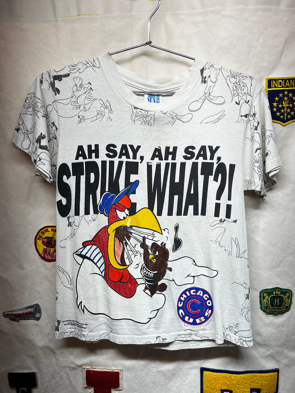 Vintage Looney Tunes Chicago Cubs Strike 1994 All Over Print T-Shirt: Youth Large