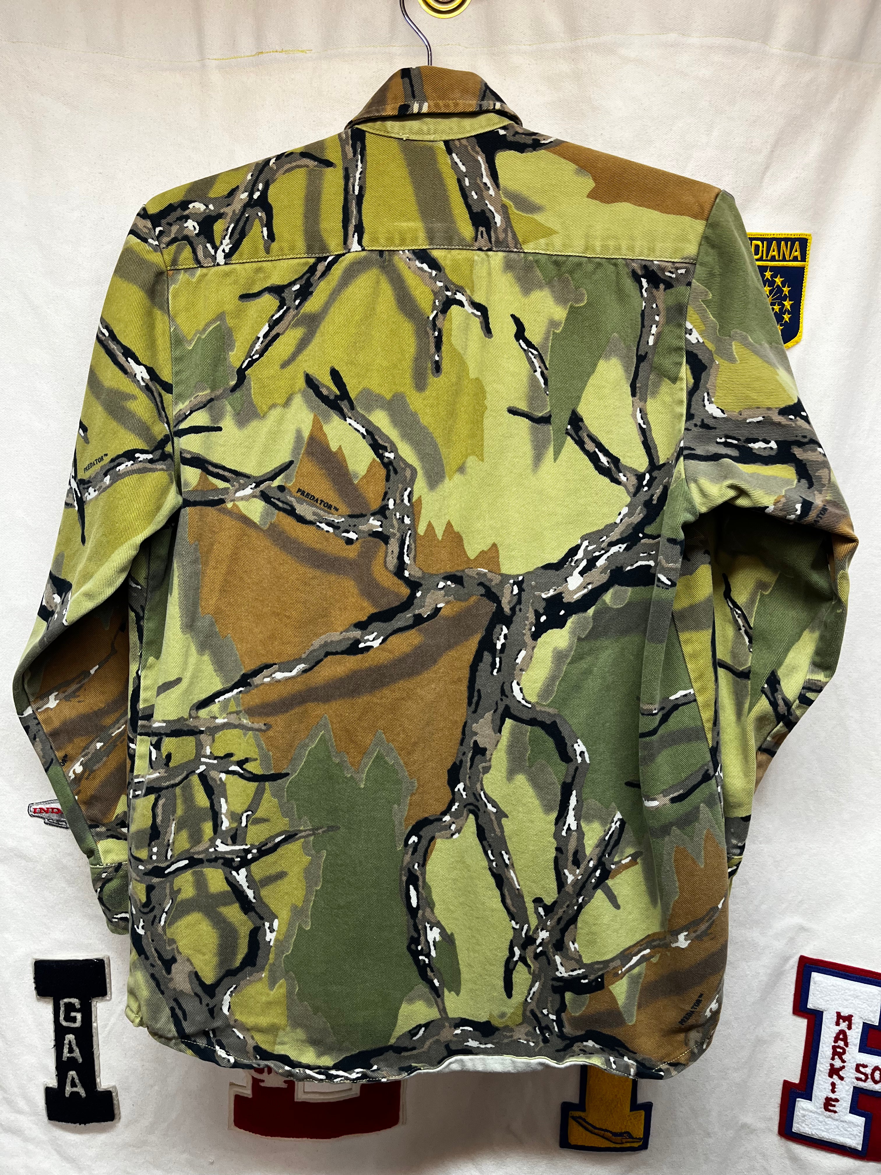 Vintage Predator Camouflage Hunting Button Up Shirt: Small