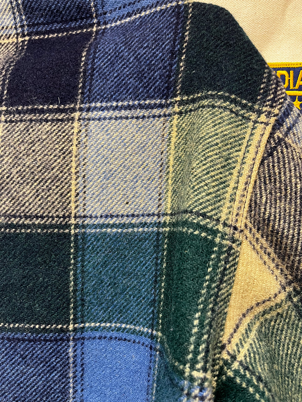 Vintage Pendelton Green/Blue Plaid Wool 70's Shirt Jacket: Medium