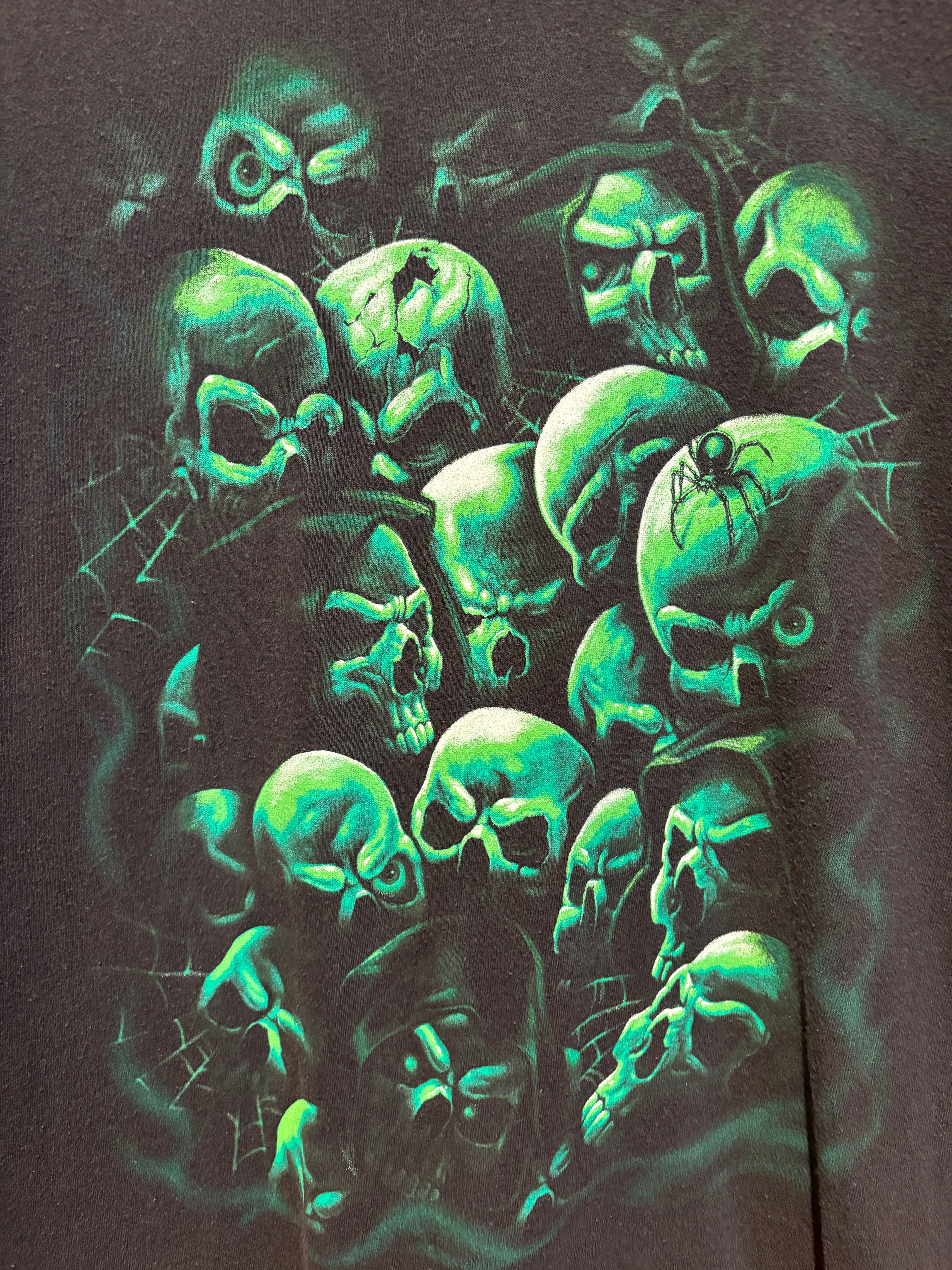 Vintage Green-Print Skulls Black T-Shirt: Large