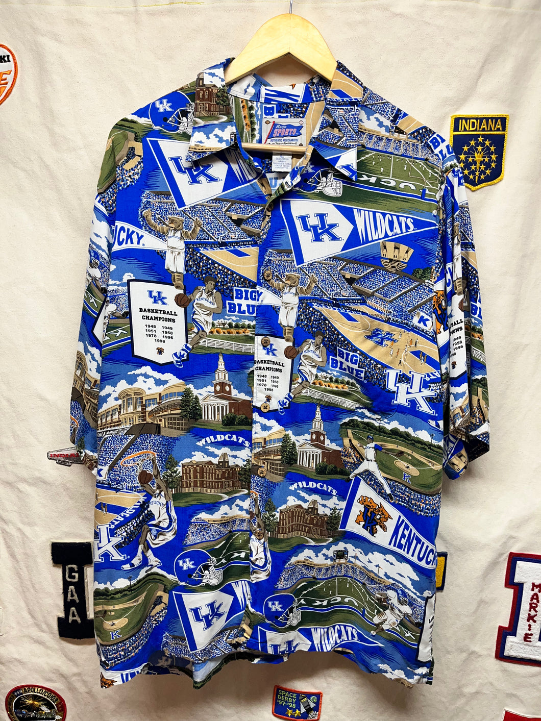 Vintage University of Kentucky UK Wildcats Reyn Spooner Hawaiian Button Up Shirt: Large