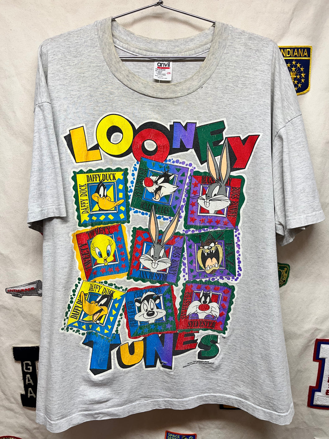 Vintage Looney Tunes Cartoon Characters 1994 Grey Stamp T-Shirt: 2XL