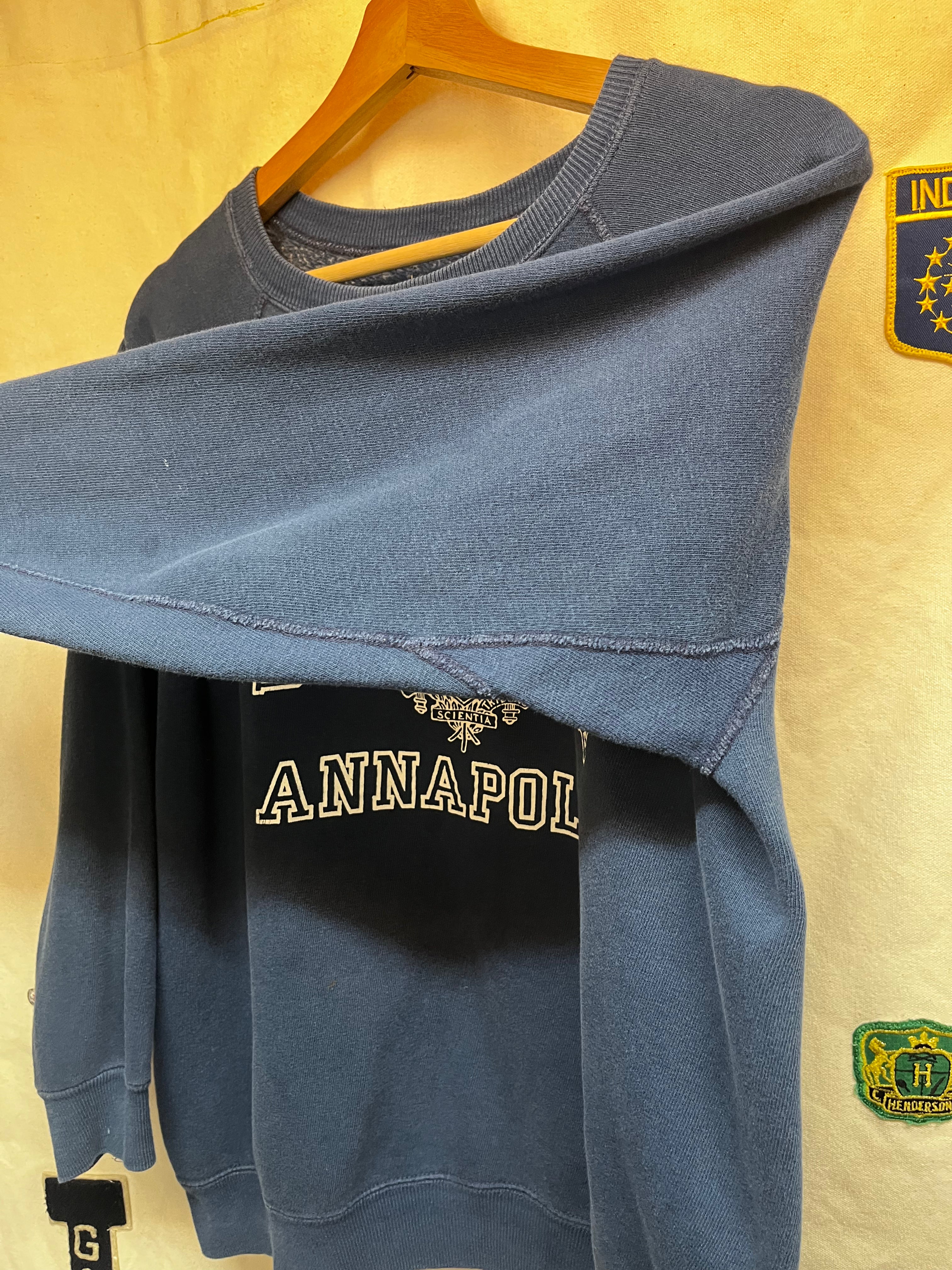True Vintage 1960's US Naval Academy Annapolis Blue Sweatshirt: Medium