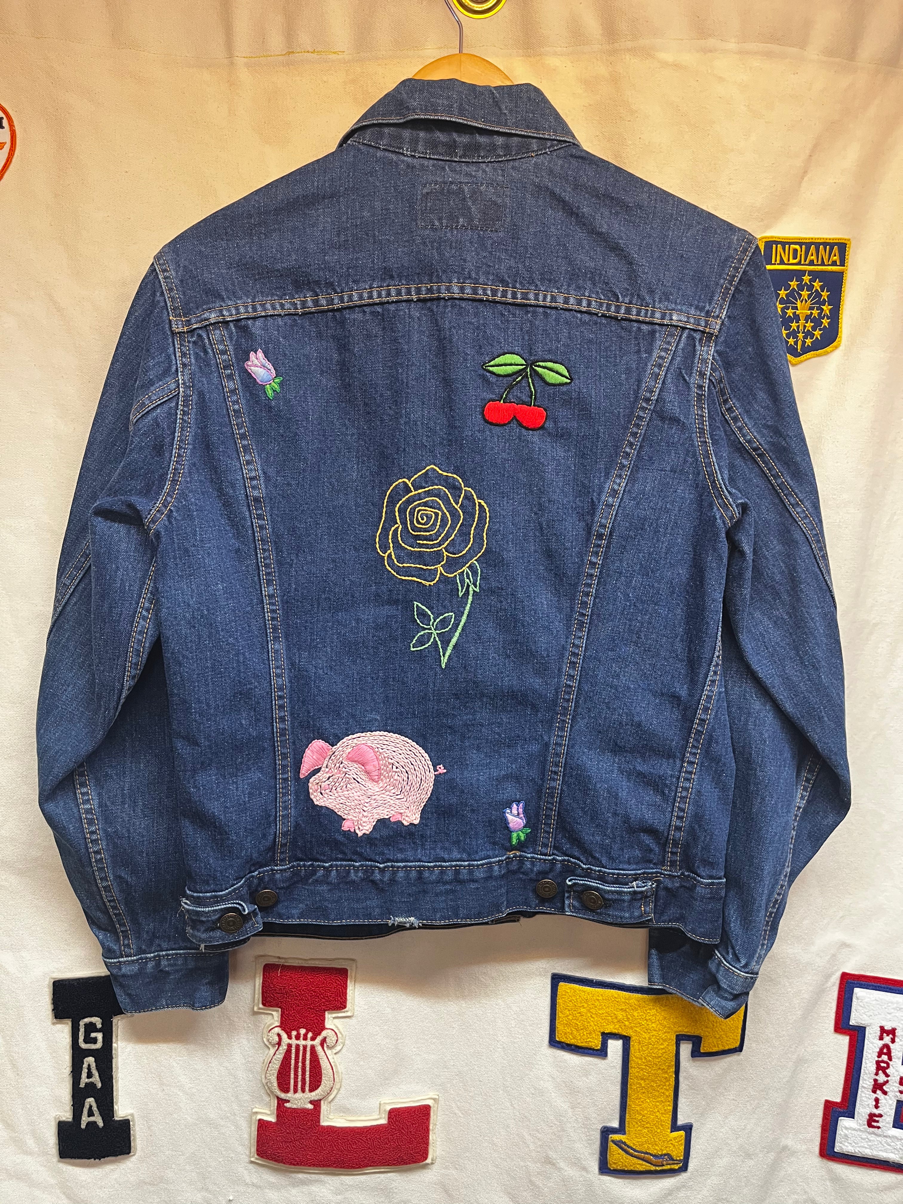 Vintage 70's Levi's Denim Trucker Jacket Embroidered 70505-0217: Small