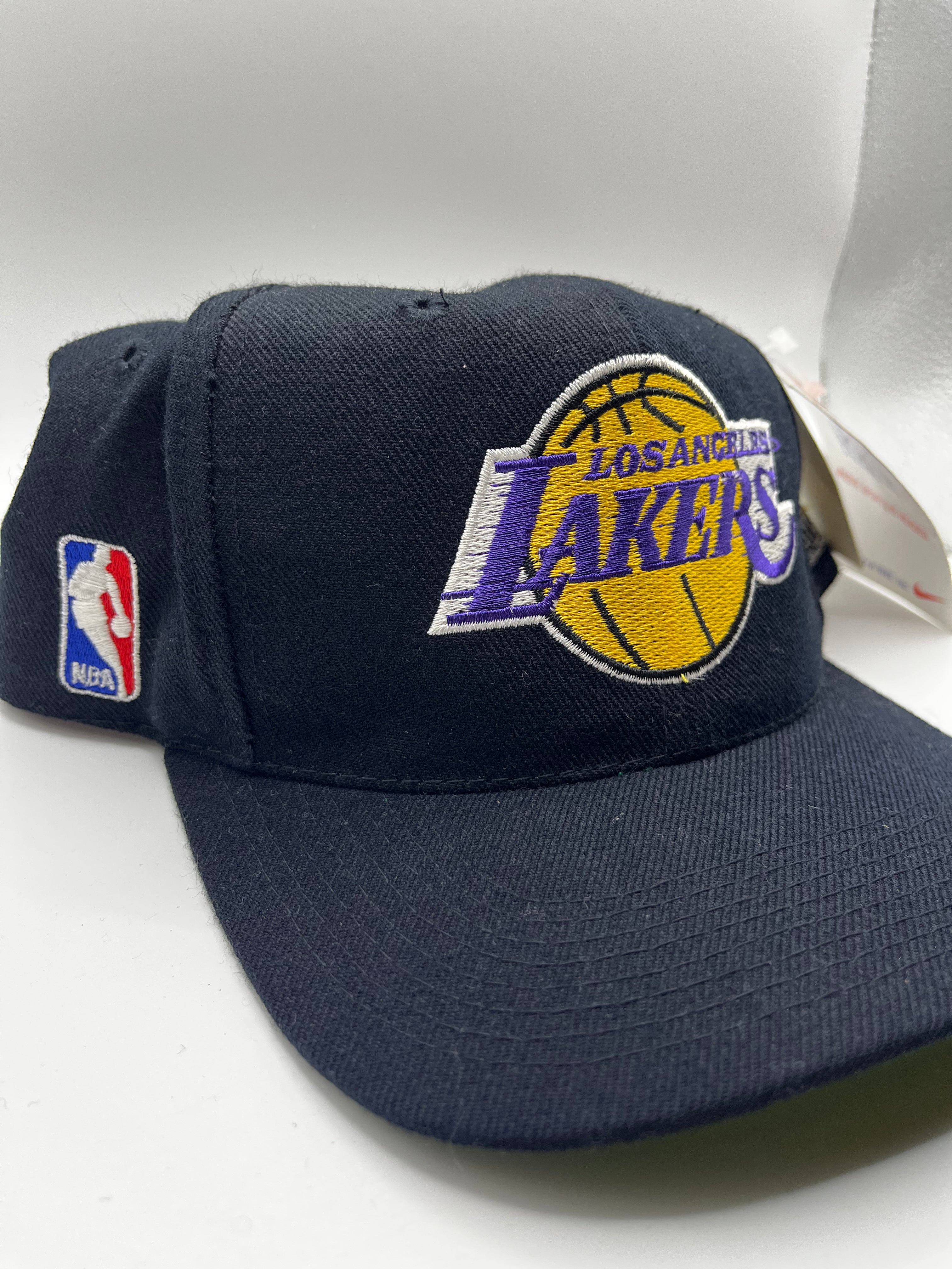 Vintage Los Angeles Lakers LA Sports Specialties Plain Logo Black Wool 90's Snapback Hat