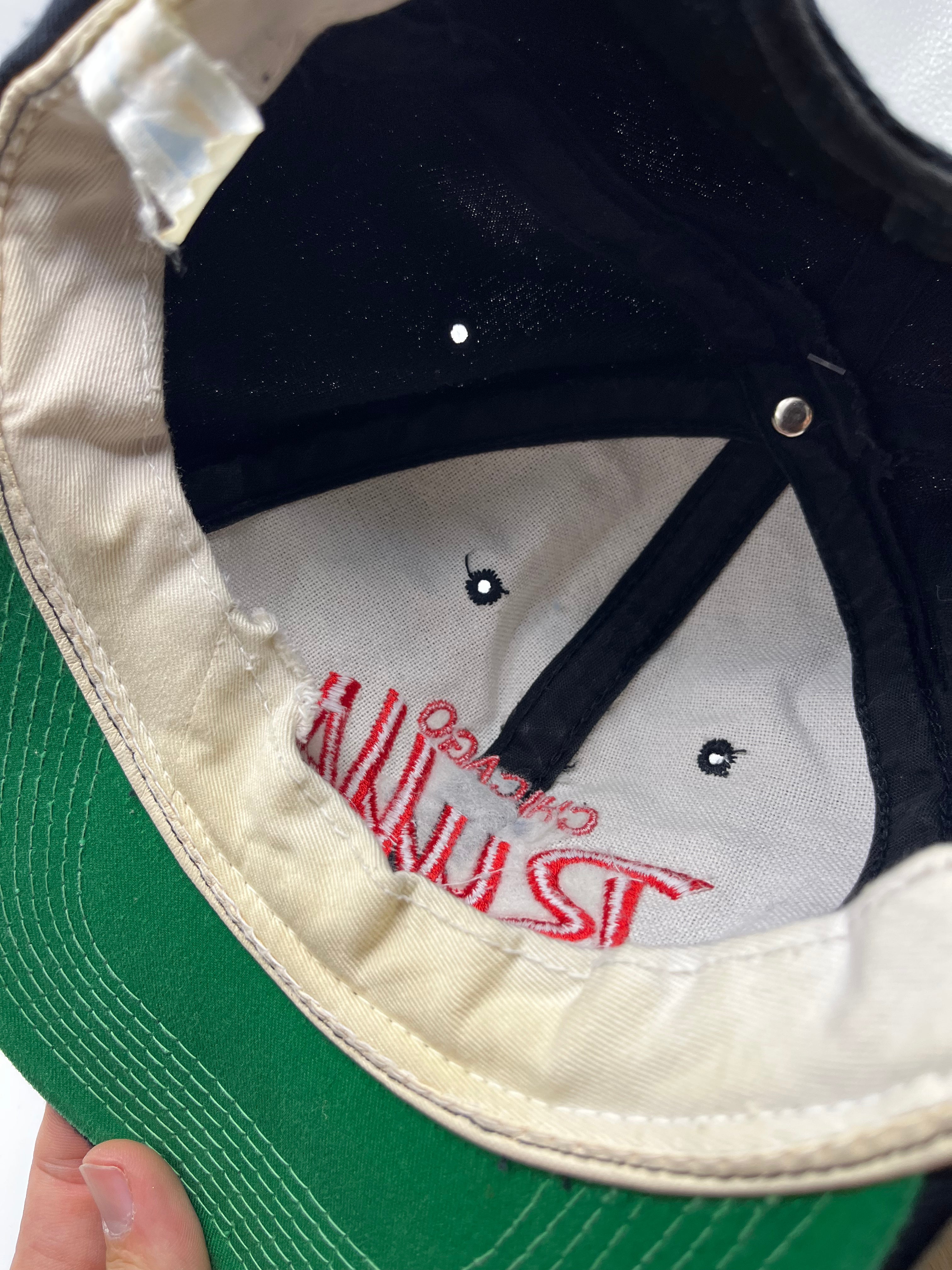 Vtg Sports Specialties Chicago Bulls Single Line Script Black Dome Wool Snapback Hat