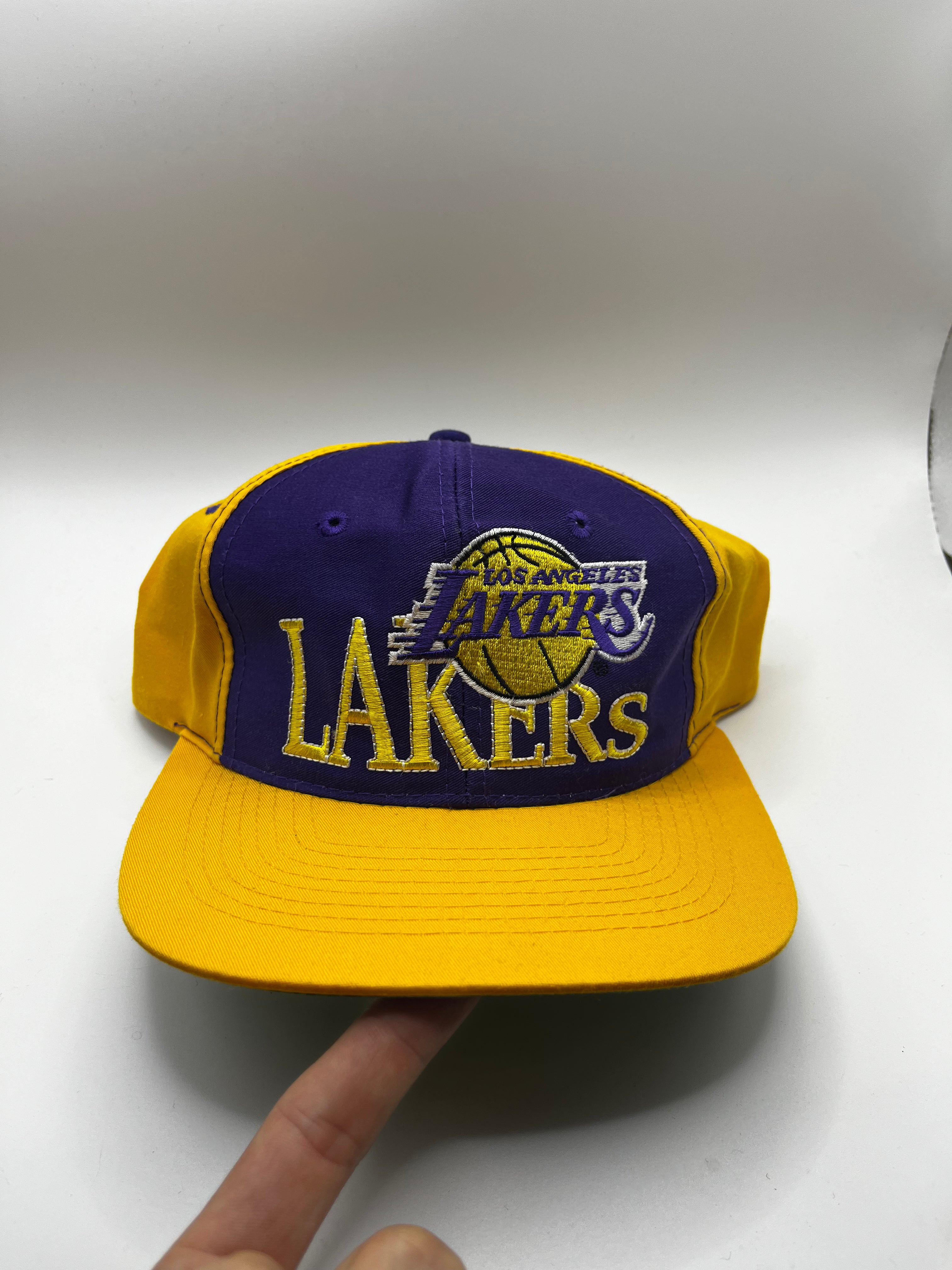 Vintage Los Angeles Lakers NBA The Game 90's Limited Edition Pinwheel Snapback Hat