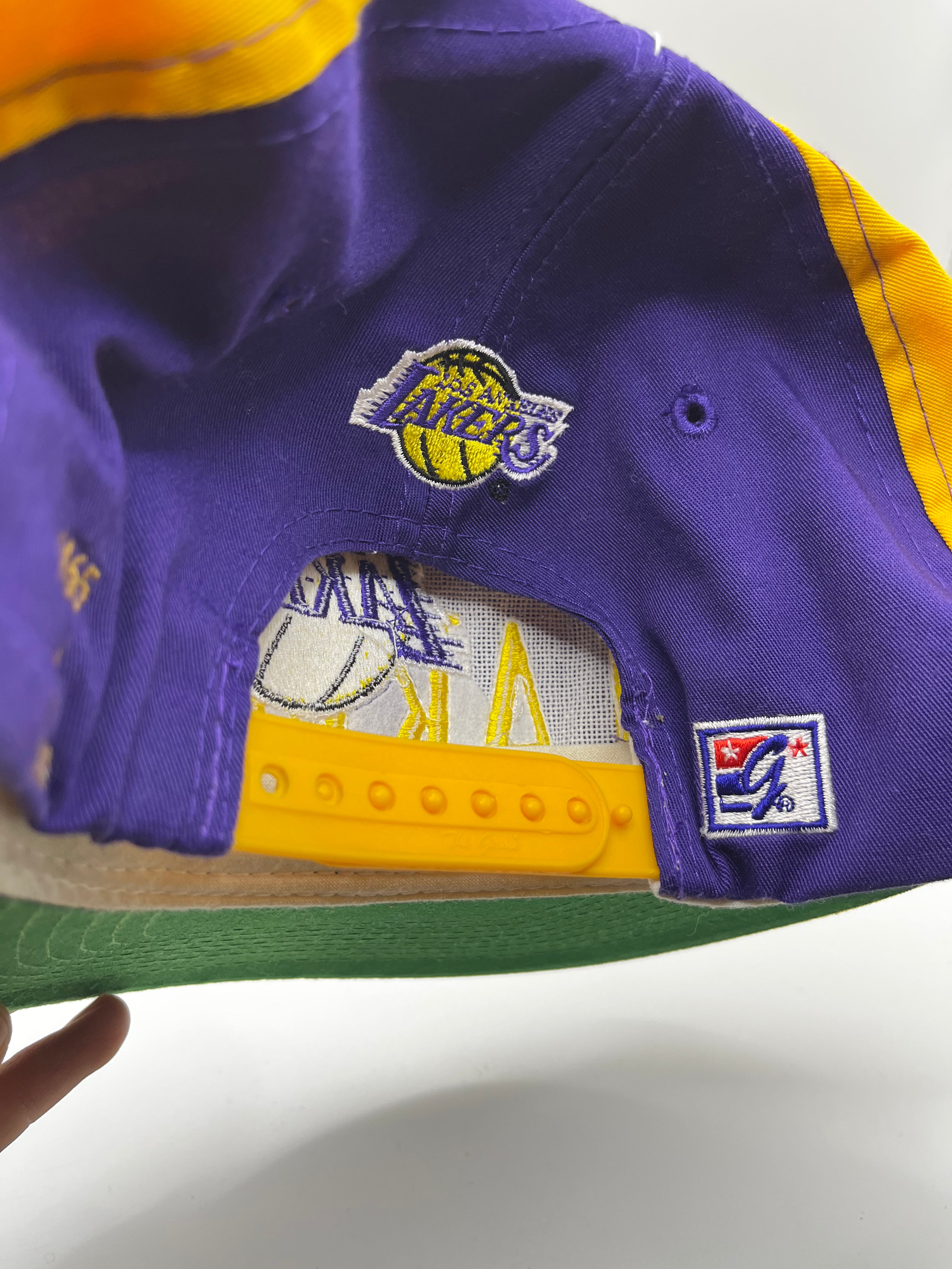 Vintage Los Angeles Lakers NBA The Game 90's Limited Edition Pinwheel Snapback Hat