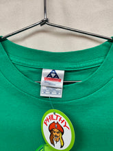 Load image into Gallery viewer, Vintage Pearl Jam Canada 2005 Green Concert Tour T-Shirt: Medium
